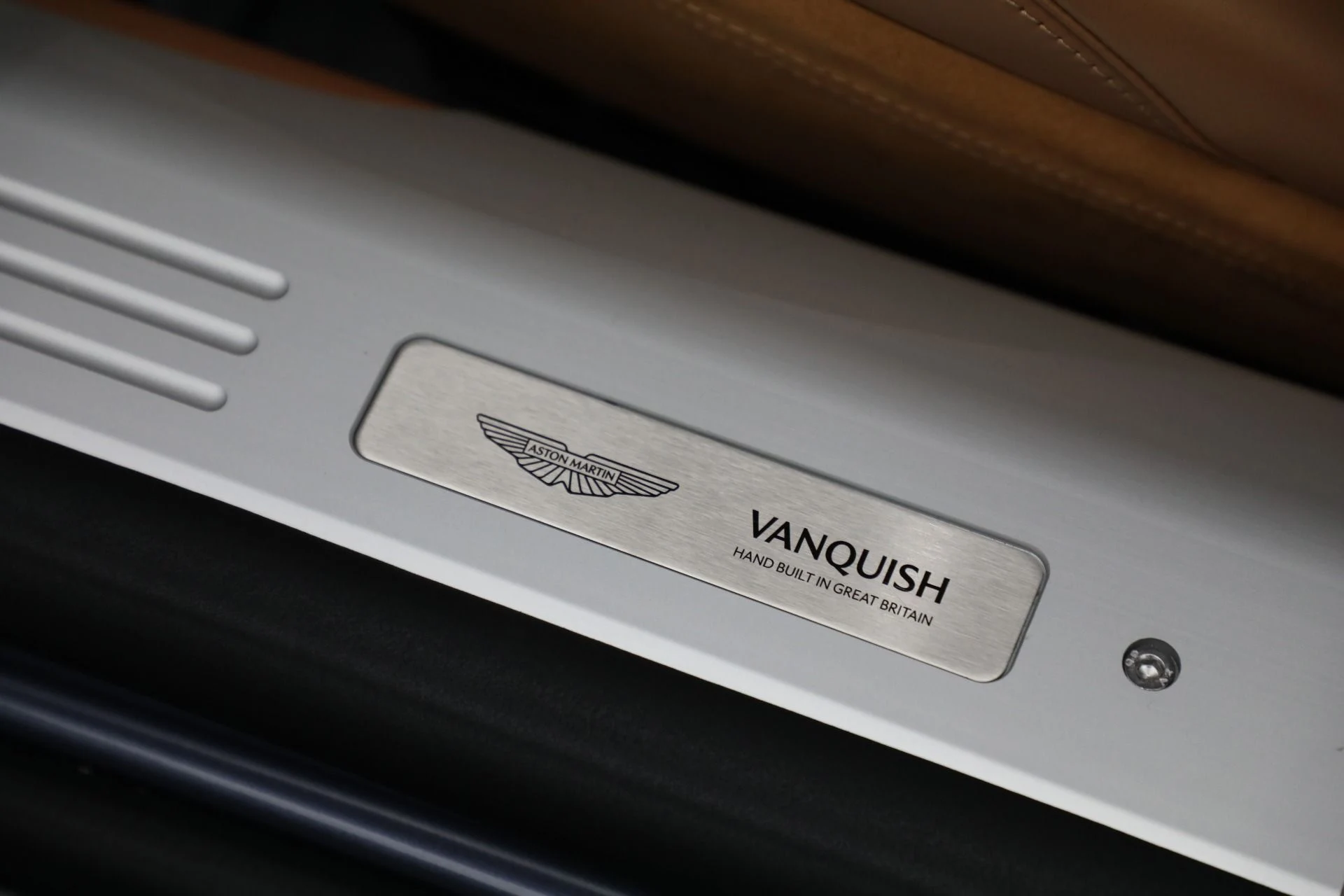 mph039_2990332275_New_2025_Aston_Martin_Vanquish_1738262610_3e84f65a13