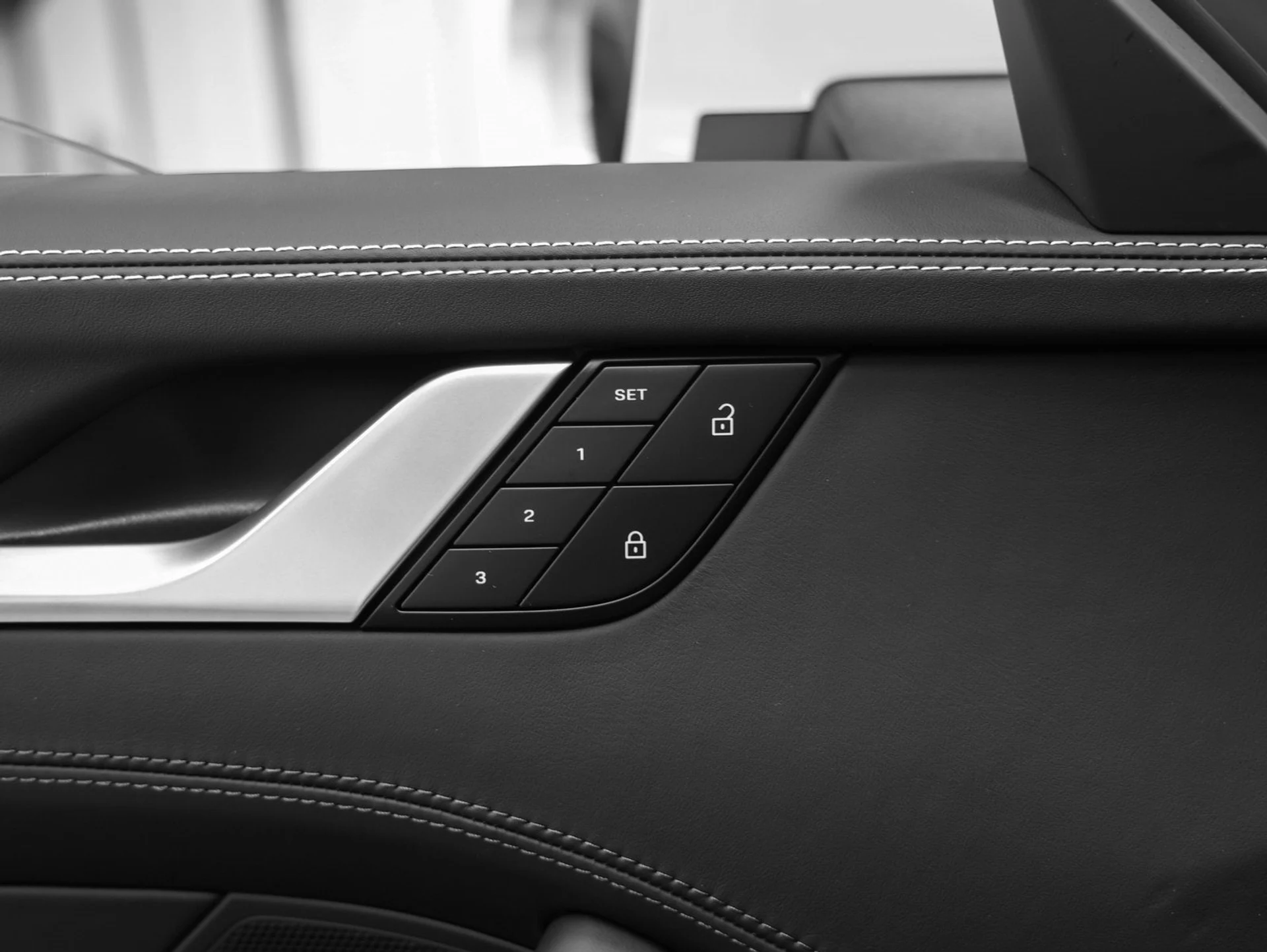 mph039_299691125_40_320b9f24c3