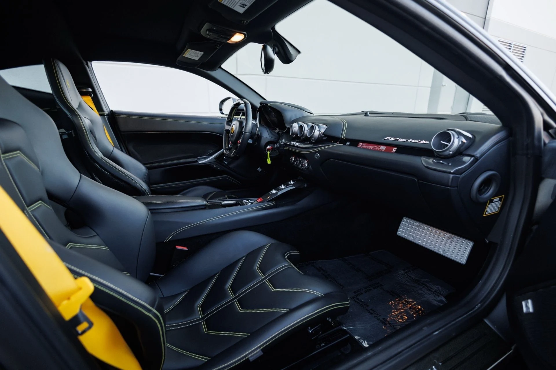 mph039_3004399679_4c0a53feeef94a3dab607b92c510b494x_97d8252a59