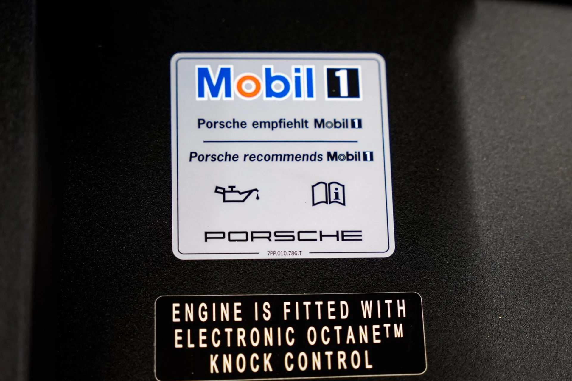 mph039_3006948430_19ad30f028154a8900884d28f1acb279x_3f85d9c1e0