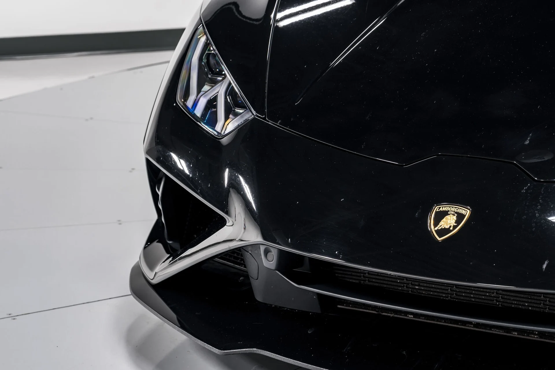 mph039_3020836447_e75581b45412a5770577eac2d188de5ax_5ab6ab9ece