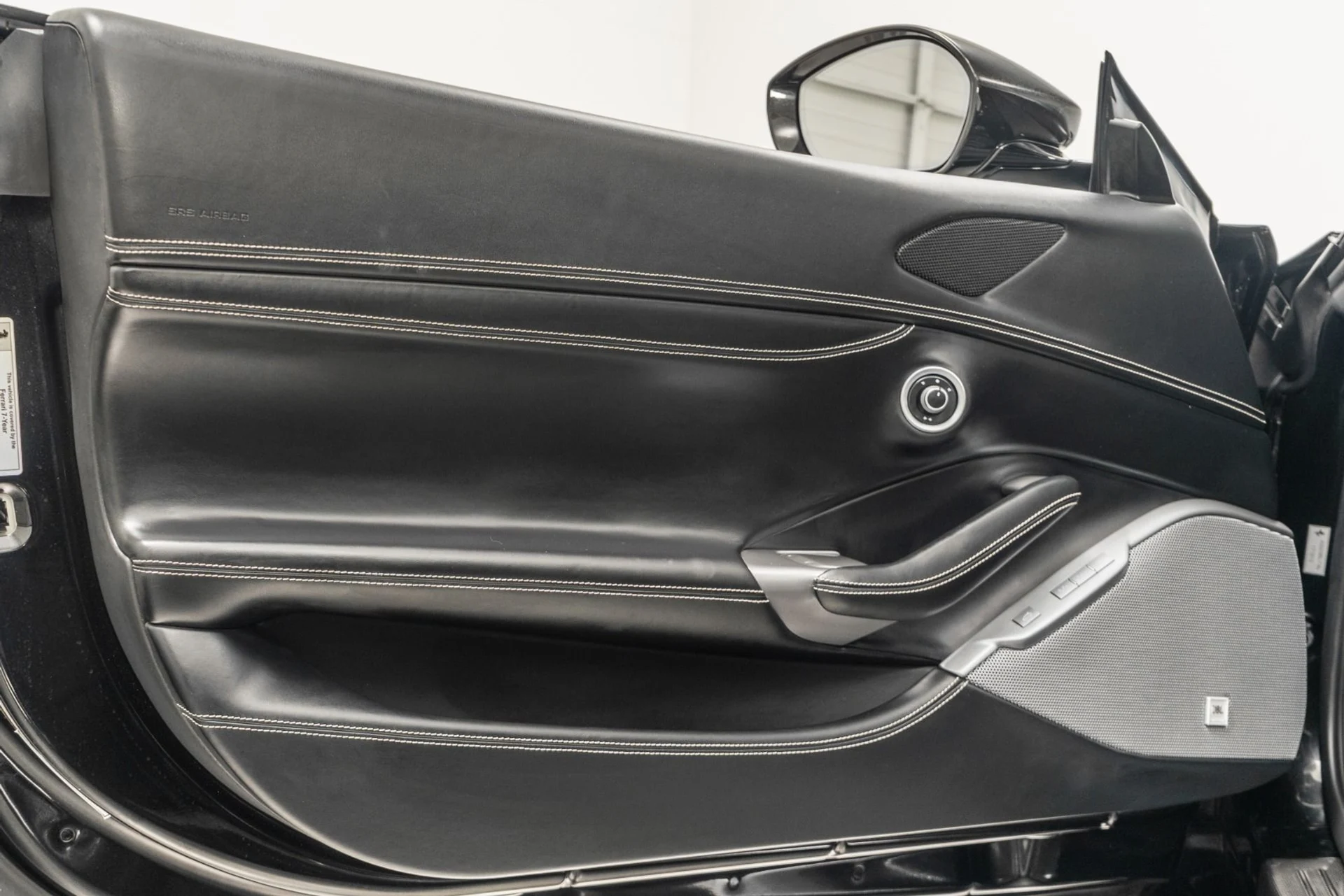 mph039_3021853822_Used_2020_Ferrari_Portofino_Lots_of_Interior_Carbon_Square_Quilting_Magneride_Suspension_1763996776_e99343f05f