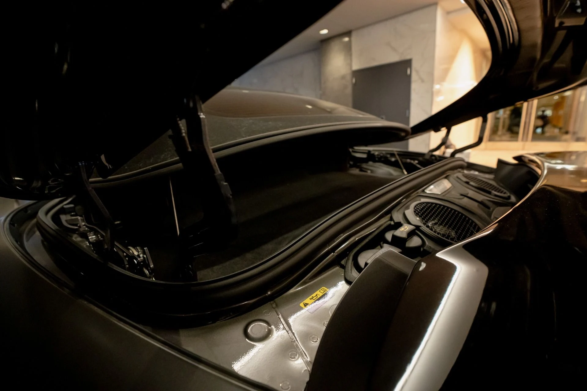 mph039_3022557112_Used_2023_Porsche_911_Turbo_S_1778189282_8e15826755