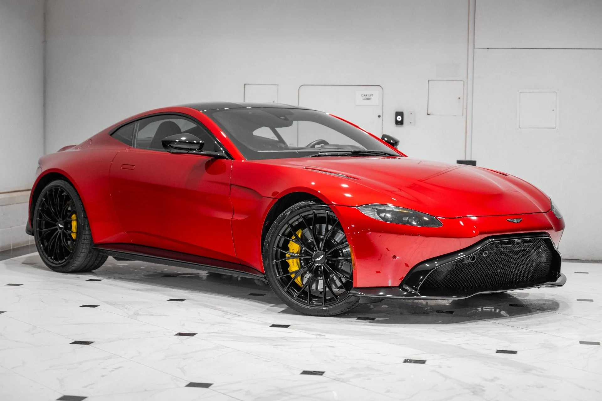 mph039_3031642170_Used_2023_Aston_Martin_Vantage_V8_1772854371_ee528398df