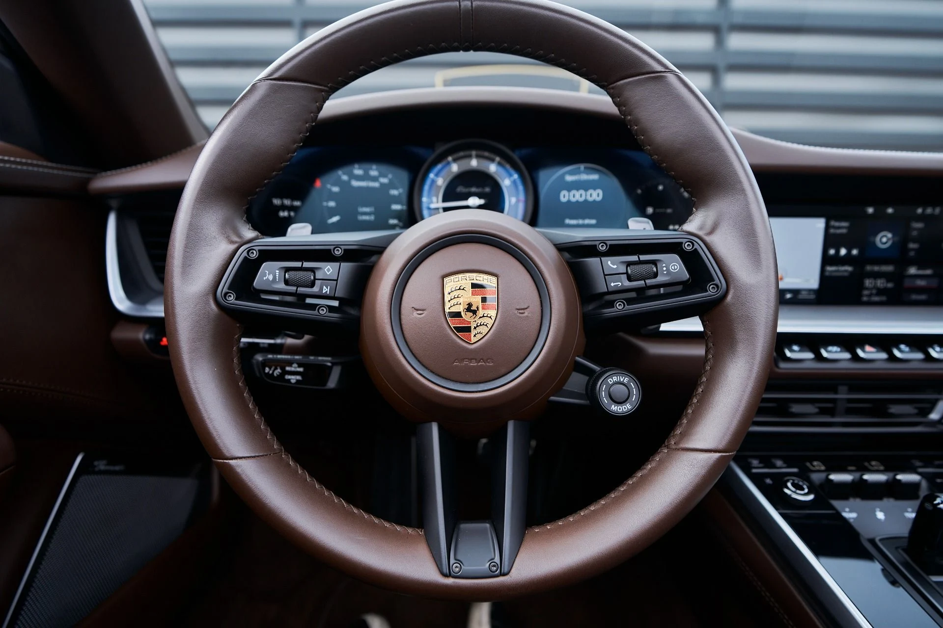 mph039_3042864611_Used_2021_Porsche_911_Turbo_S_1763157480_73b2f9b0bb