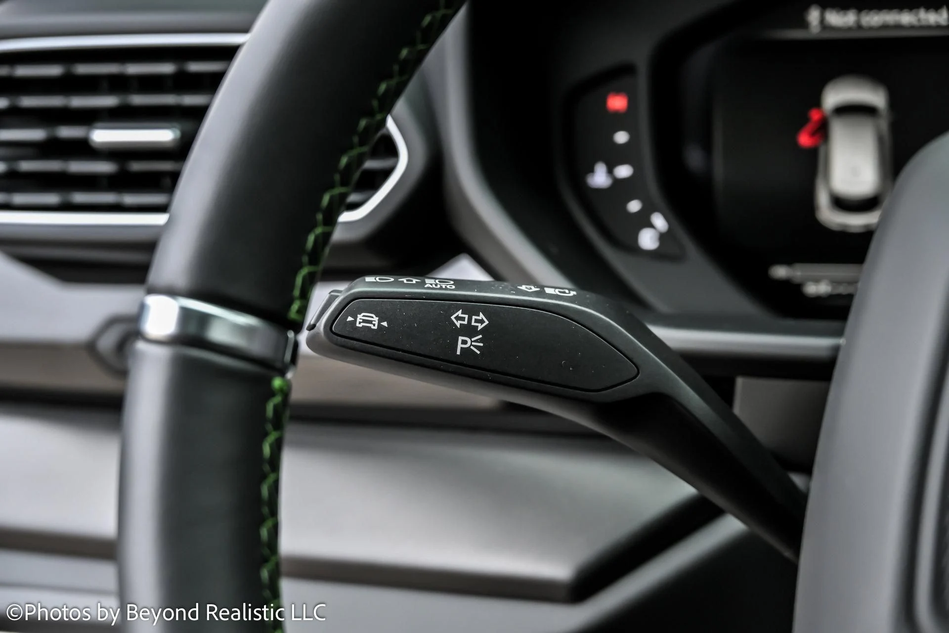 mph039_3047776065_Used_2024_Lamborghini_Urus_S_1766655598_a601e7b11d