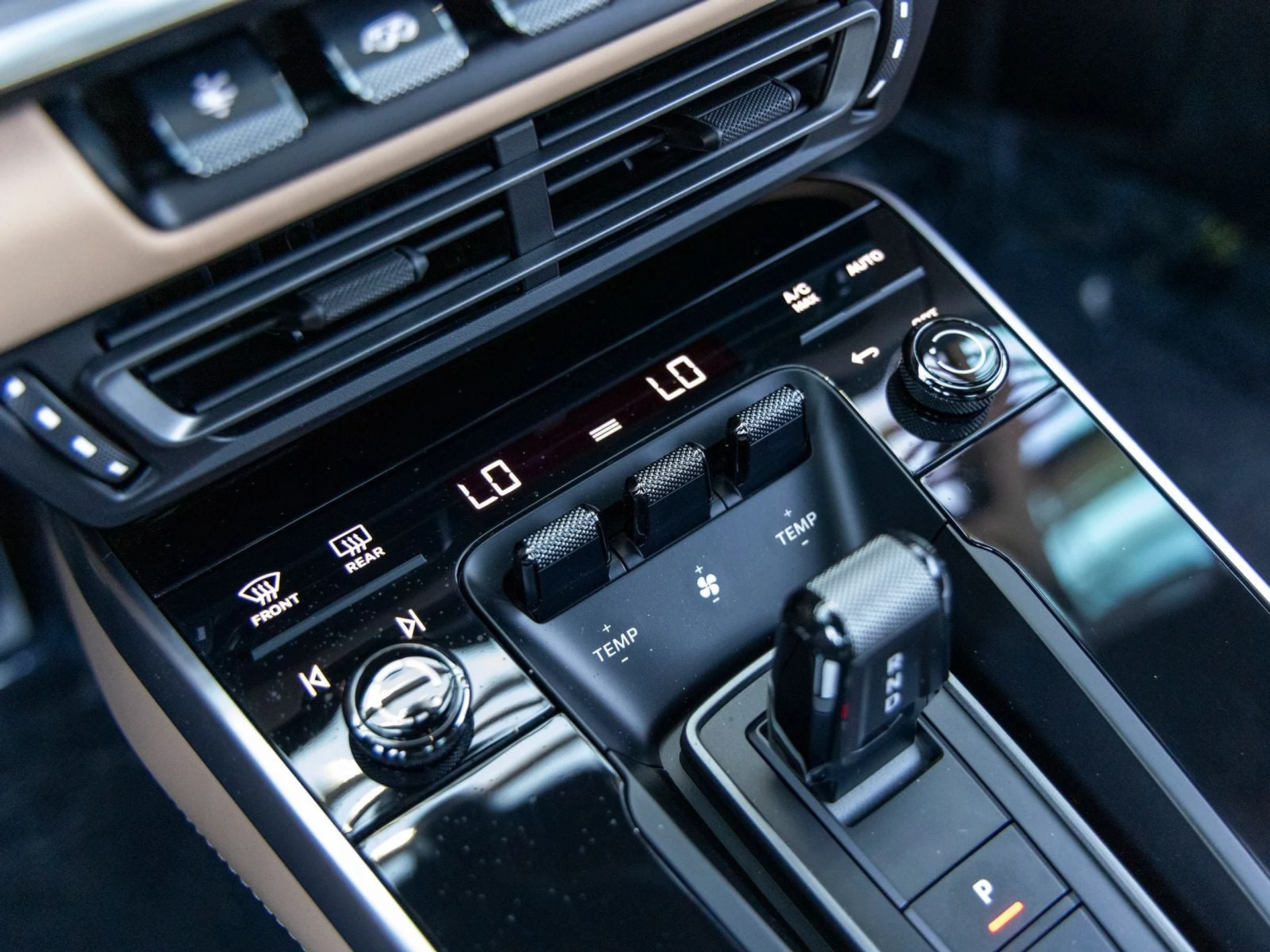 mph039_3055999758_40_6f099d888f