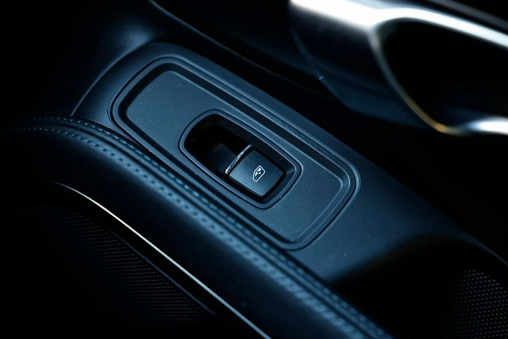 mph039_3058196534_396768888df7810cdfa4275c9183c88a_32347eedbf