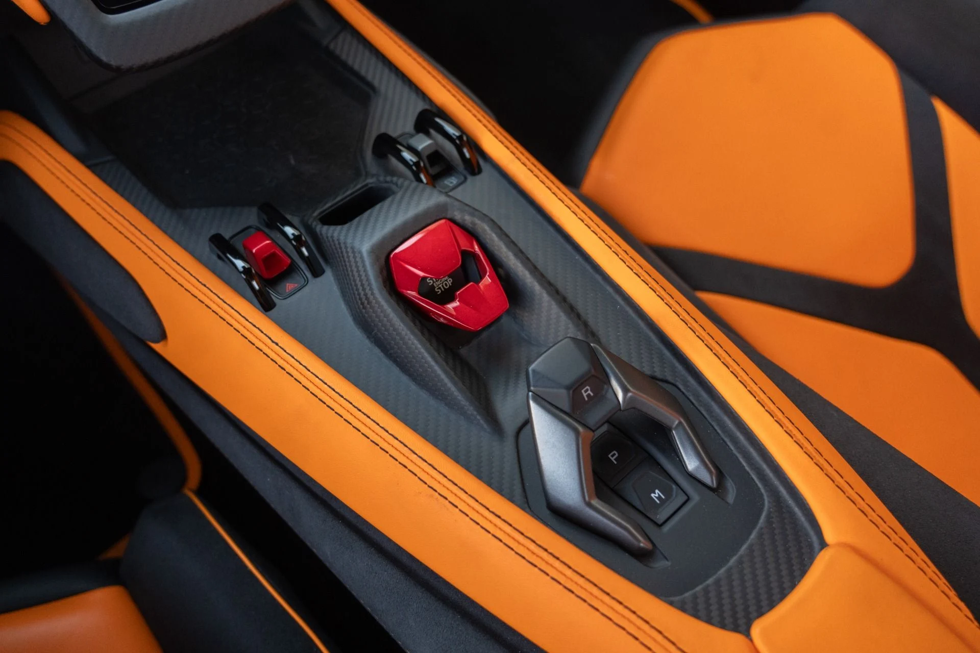 mph039_3063380285_Used_2024_Lamborghini_Revuelto_1755720542_873f1fb7fb