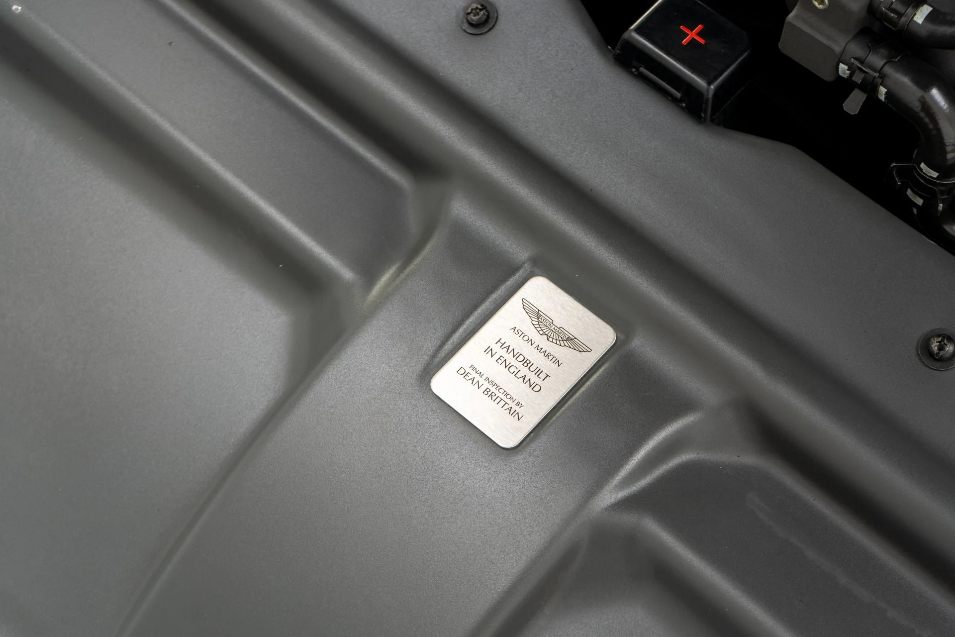 mph039_3072371854_Used_2007_Aston_Martin_DB_9_V12_Power_Classic_Lines_1782333379_28540e1088