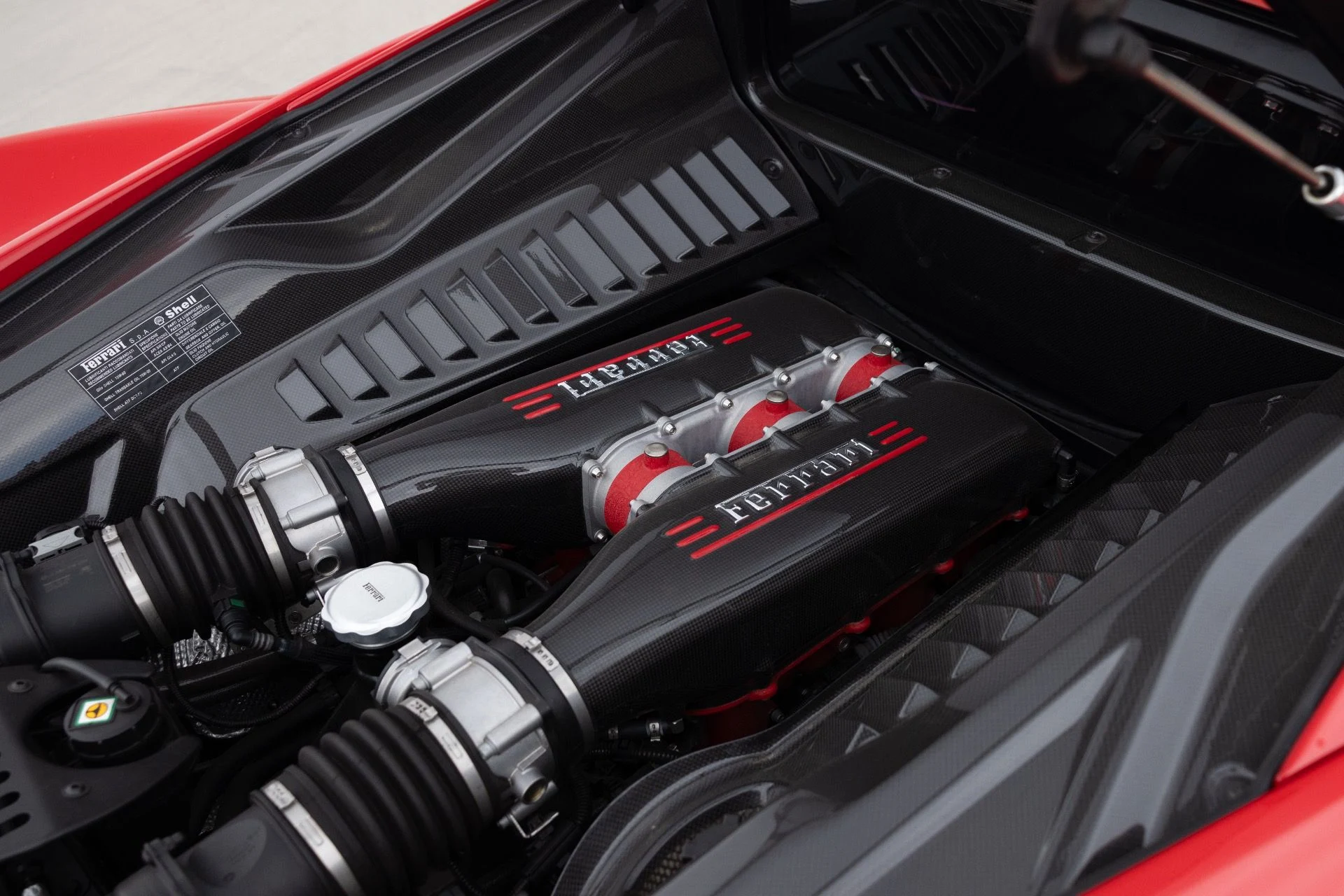 mph039_3091659134_Used_2014_Ferrari_458_Speciale_1781299552_227296f483