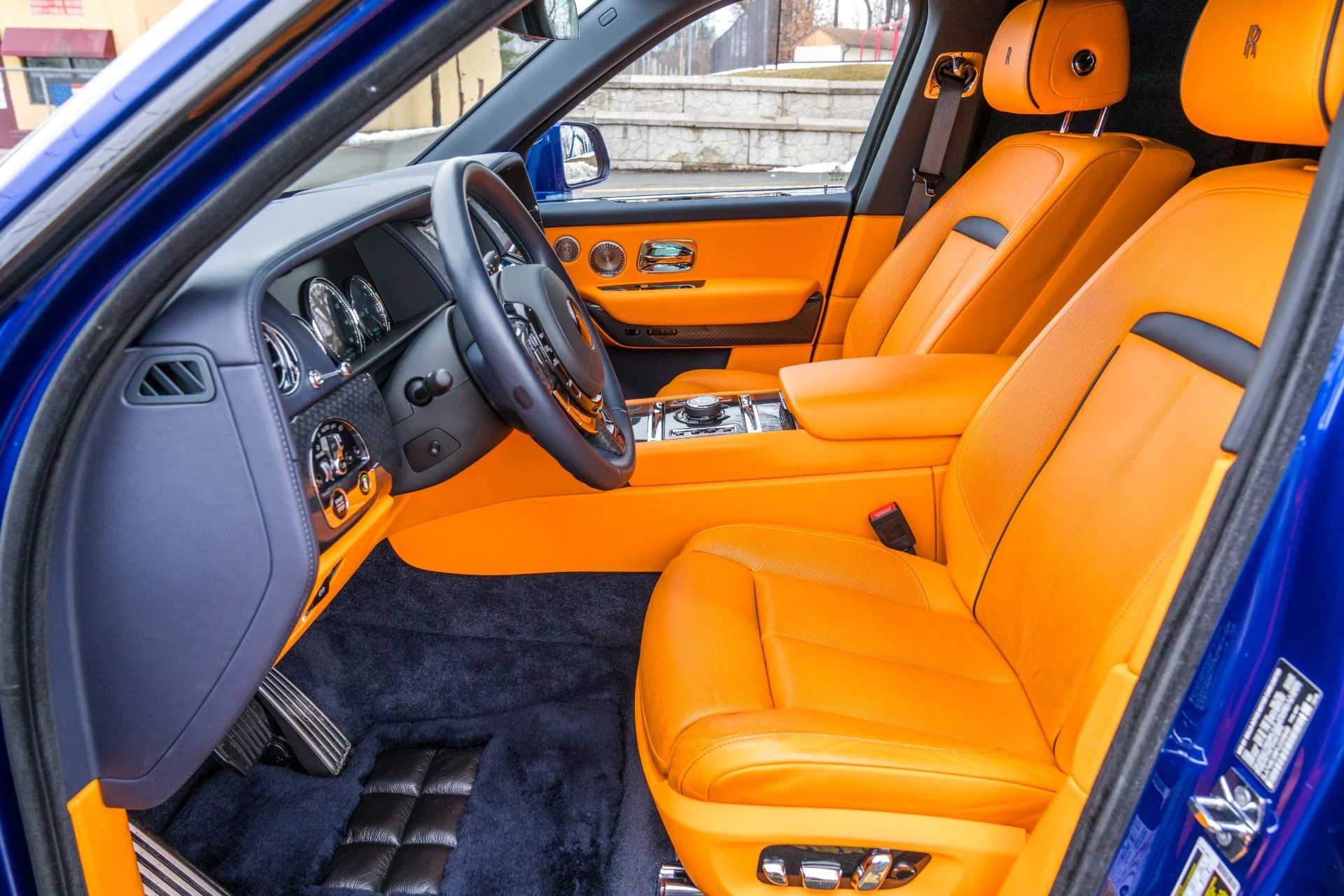 mph039_3099652001_Used_2023_Rolls_Royce_Black_Badge_Cullinan_1772494436_75d48f0666