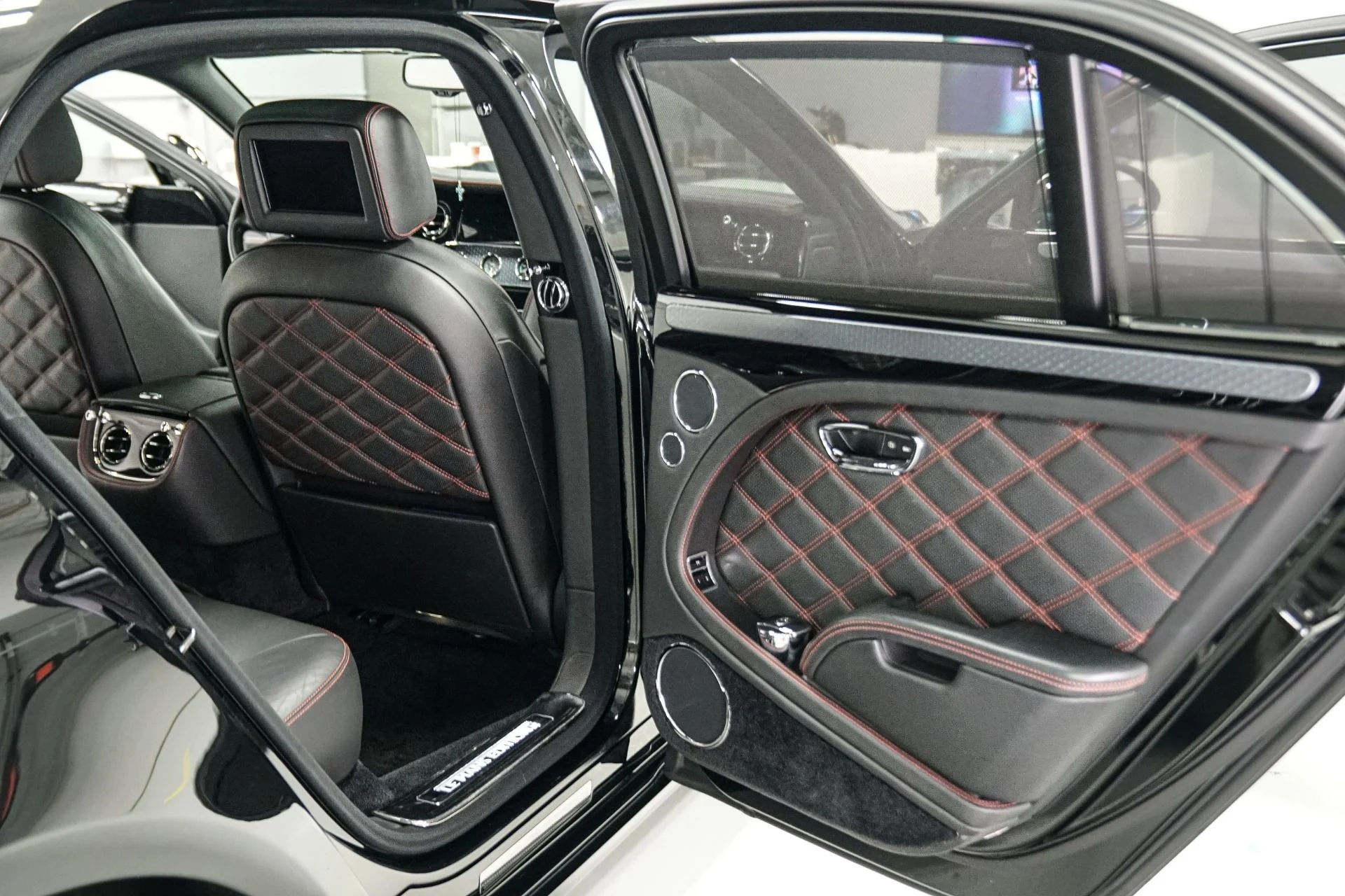 mph039_309998639_Used_2013_Bentley_Mulsanne_1769559258_24a054e7cc