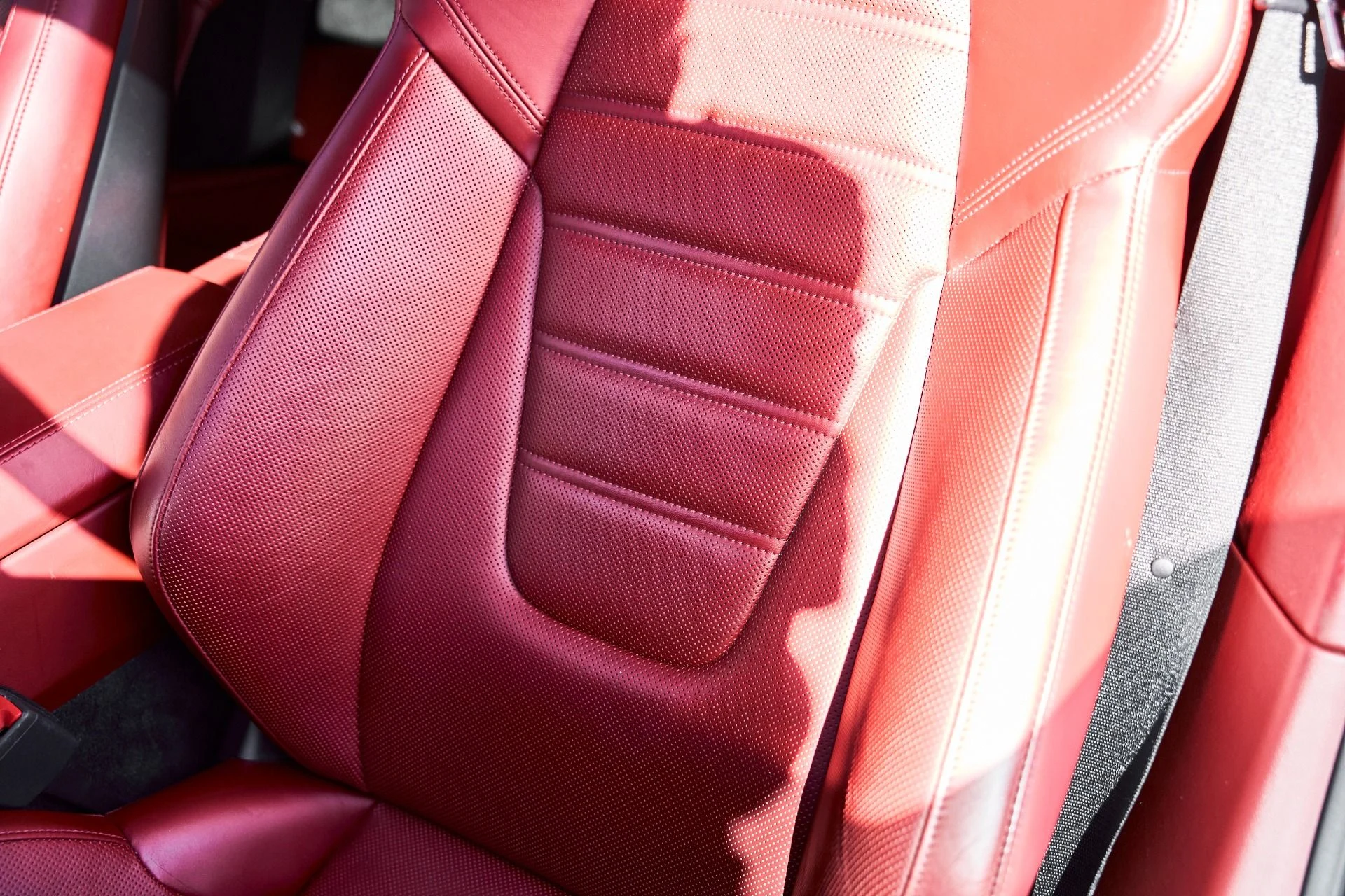 mph039_3112616790_Used_2021_Porsche_911_Turbo_S_1773694243_5830ecf1c5