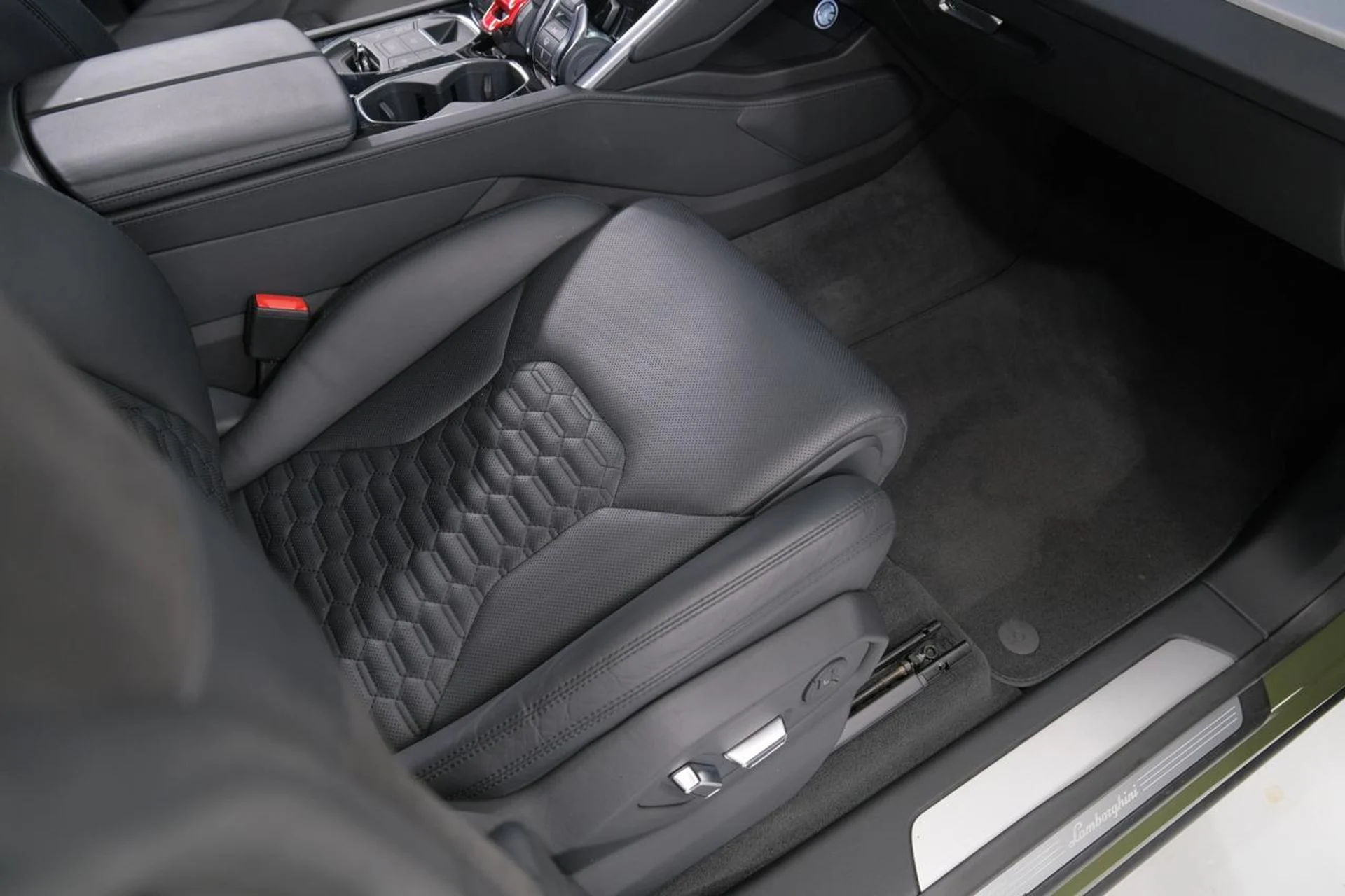 mph039_3117795103_b66831665f85bcedd09aa412961f7ffa_f24c433f5c