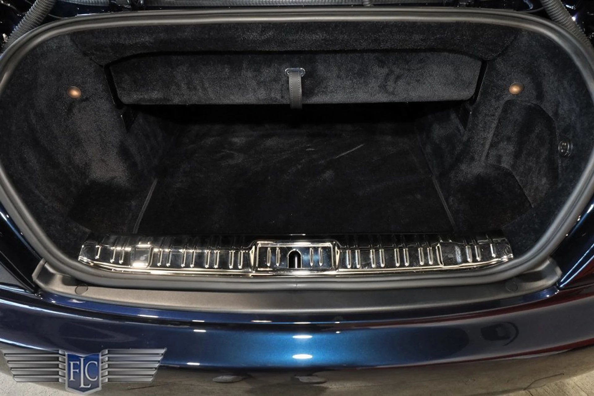 mph039_3120124021_used_2016_rolls_royce_dawn_2drconvertible_9689_23037962_40_1024_8e83536236