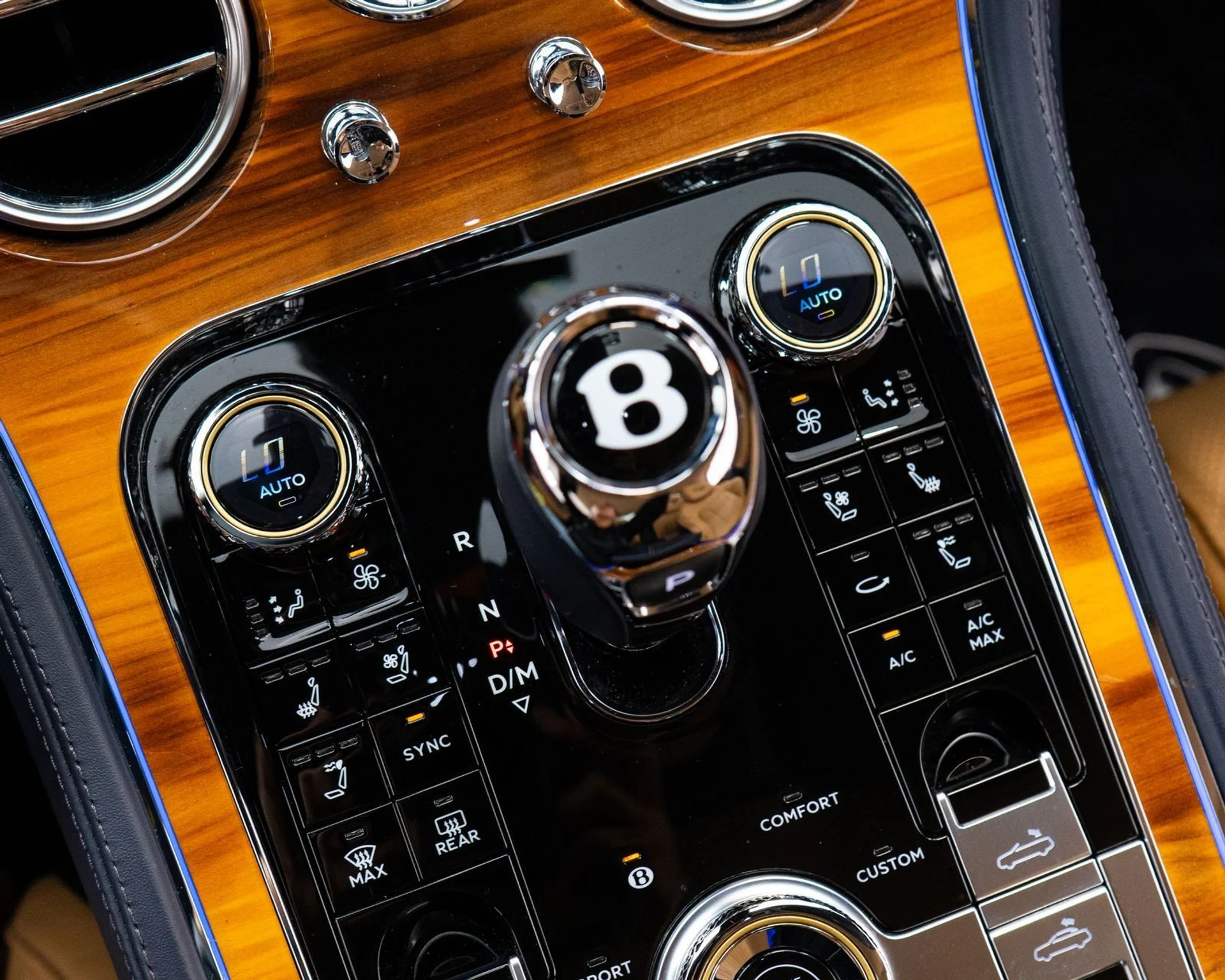 mph039_3173999394_bf50e36f1aa46d8ad794f86e65f5112c_50d9eca949