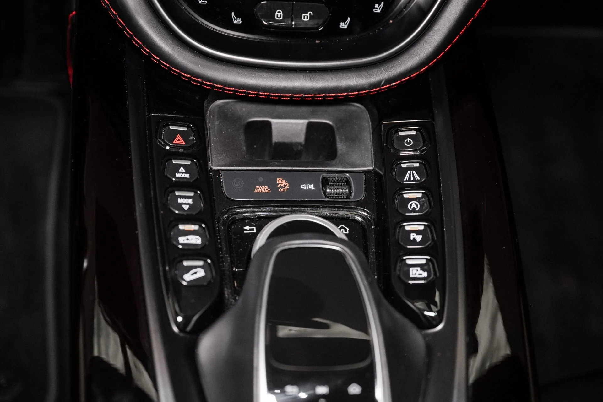 mph039_317606825_Used_2023_Aston_Martin_DBX_1759420247_f1d516d244