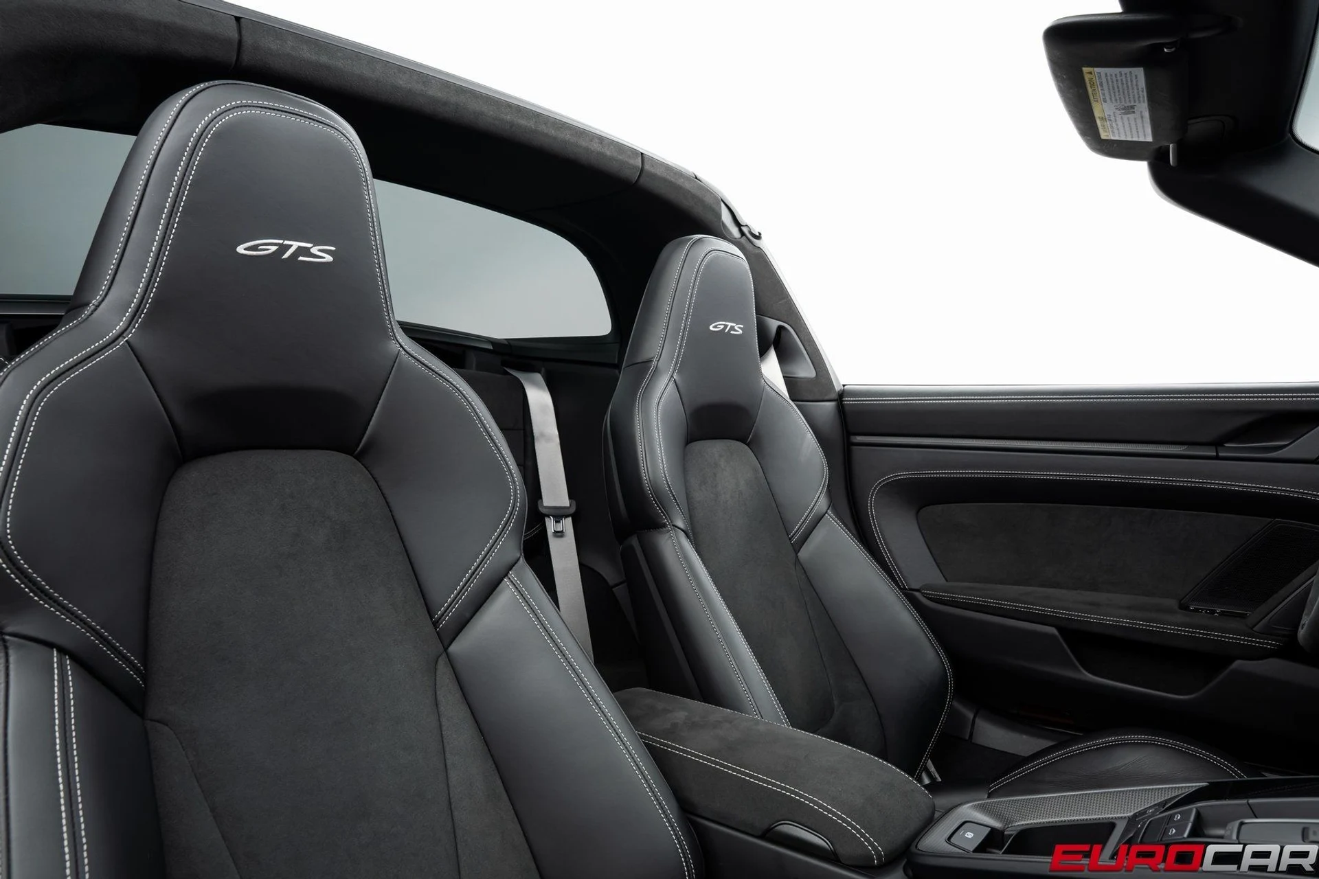 mph039_3187826843_image_40_5f5a021ab1