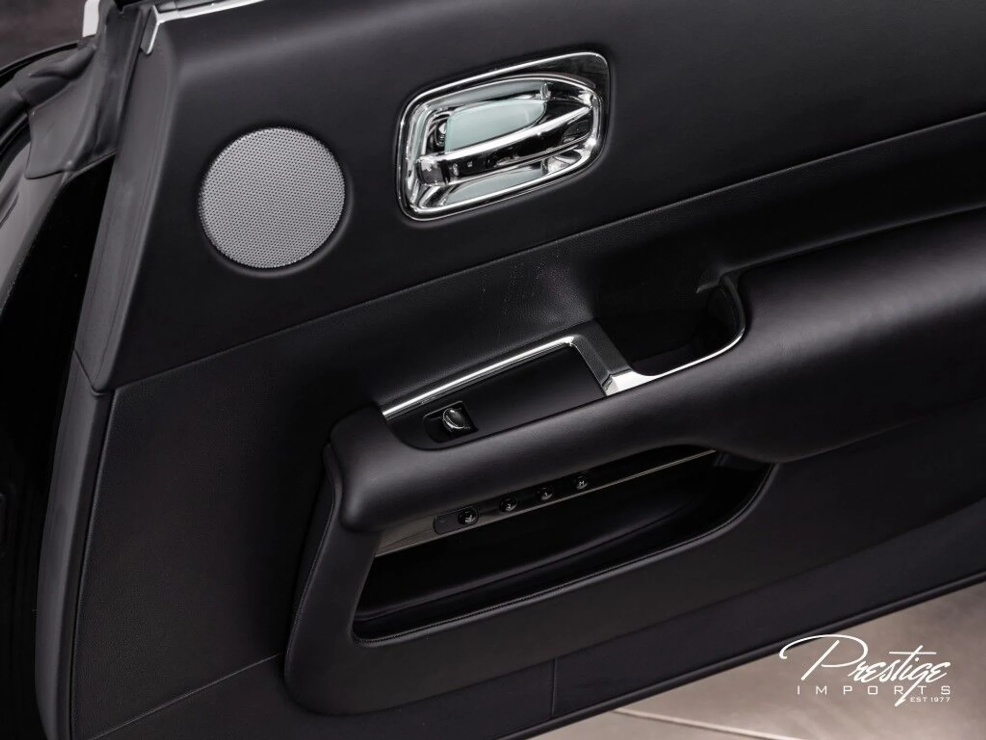 mph039_3190422002_2d6427d3bd0de243327b09e0d11af008_2eb574b715