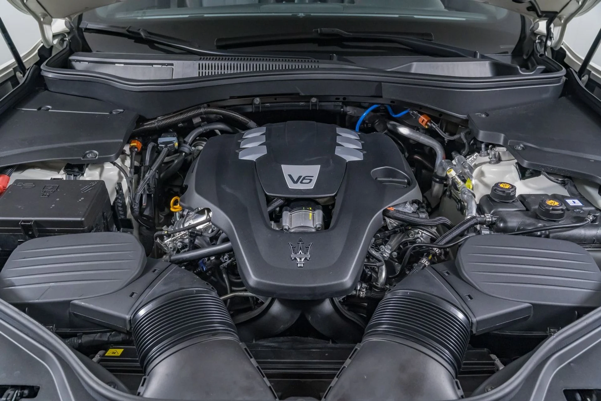 mph039_3199609438_33fda048cd9741b5b7c74b12400e1ba2_18226eb9f6