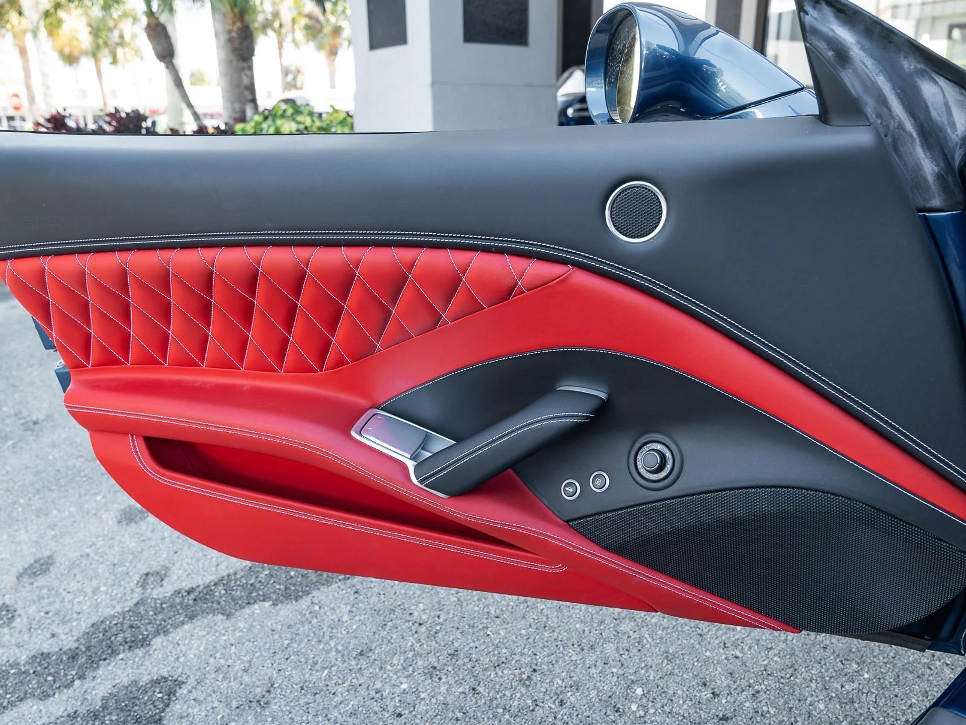 mph039_3205428468_Used_2016_Ferrari_California_T_1770806116_d8b60f9f9b