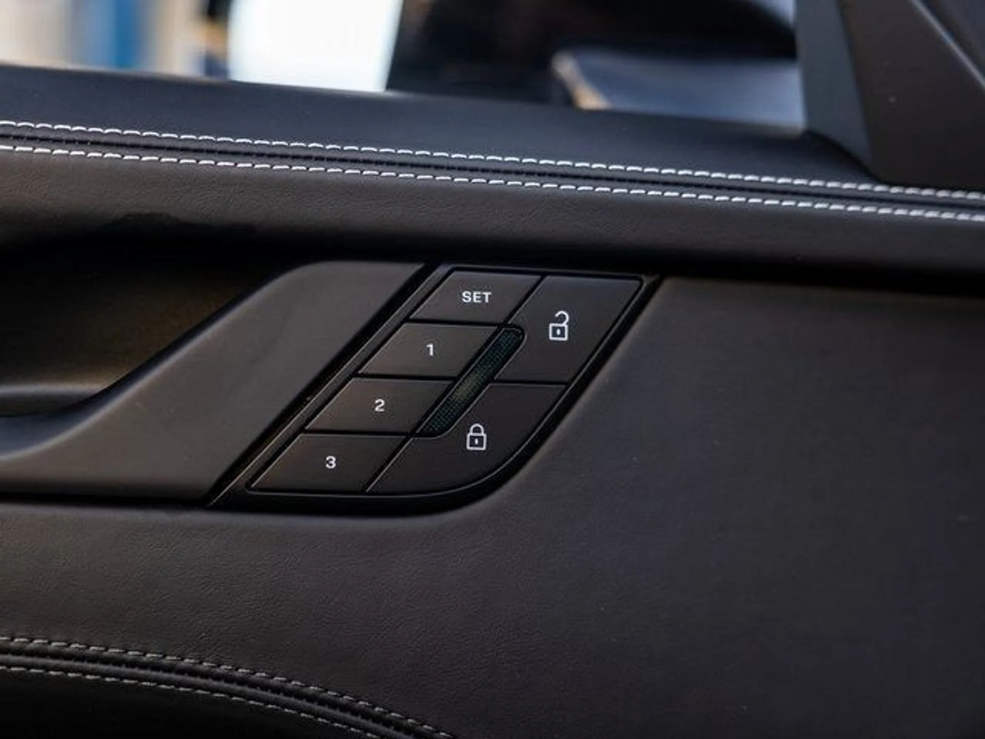 mph039_3217310109_40_9d8ae32dd5