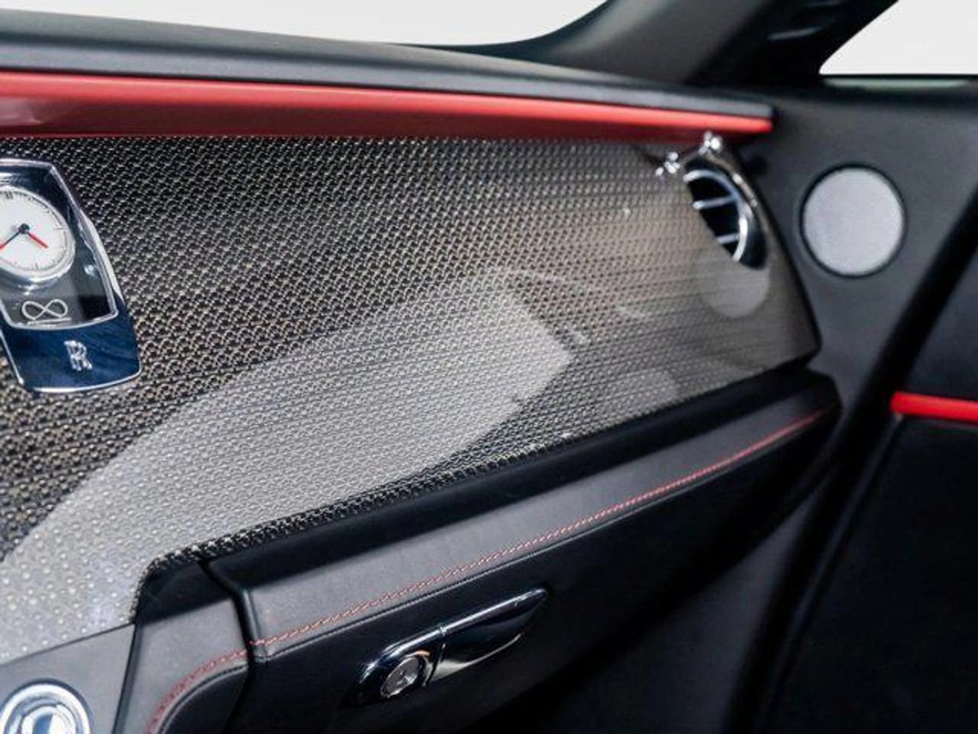 mph039_321833480_P0g1qqy_MJE_Pv_Rc1_RE_Fes_S_Mi_Bqfs_18654e6d24