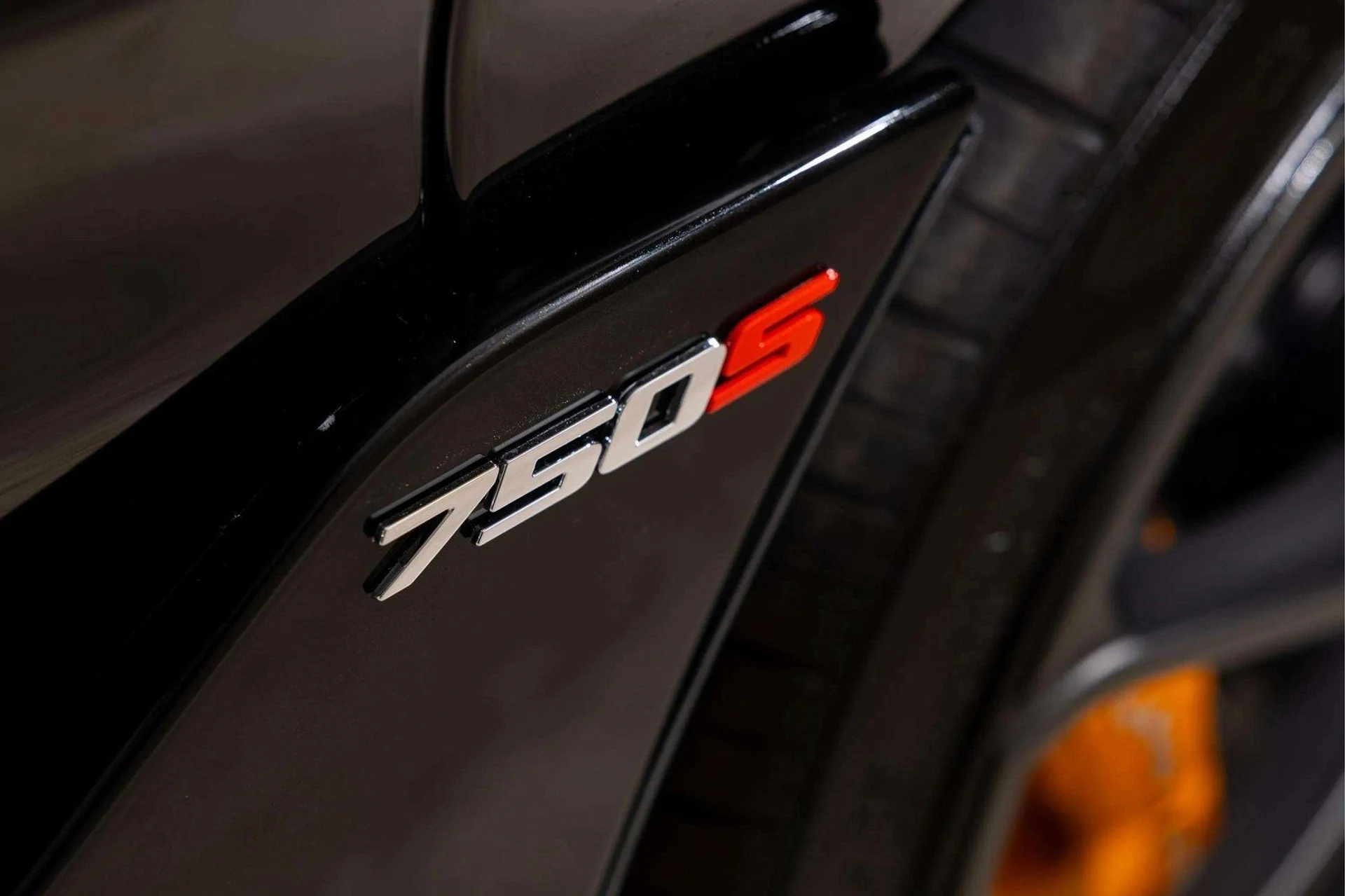 mph039_3233608678_image_40_ca9732d51c