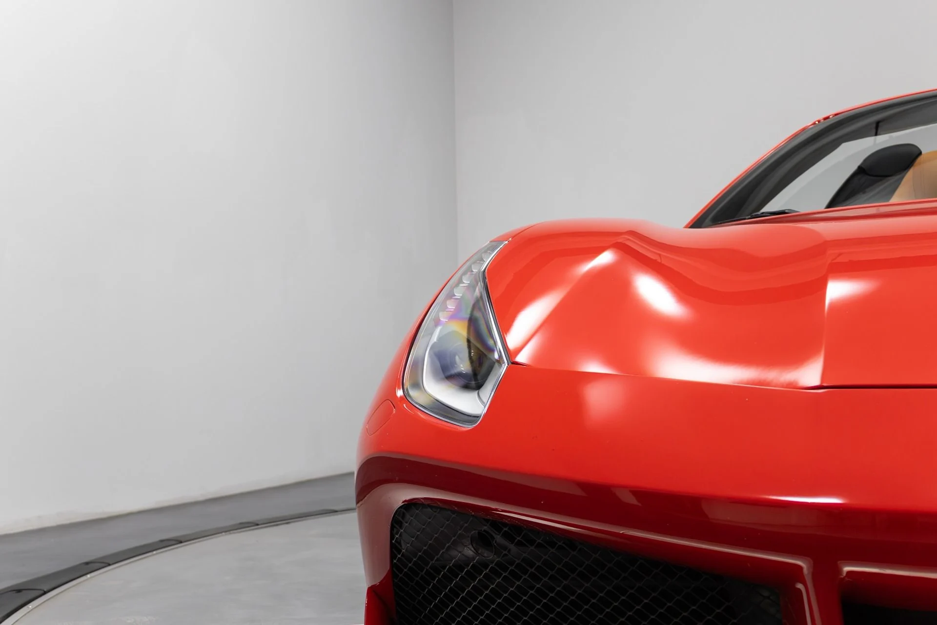 mph039_3234488860_Used_2016_Ferrari_488_Spider_Base_1761761297_06f97f8232