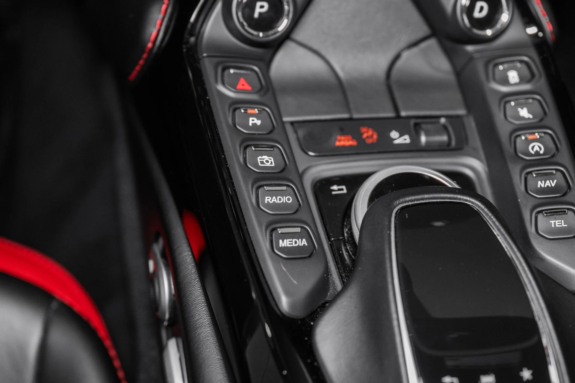 mph039_3239547724_Used_2019_Aston_Martin_Vantage_1779799907_a83a9f7db3