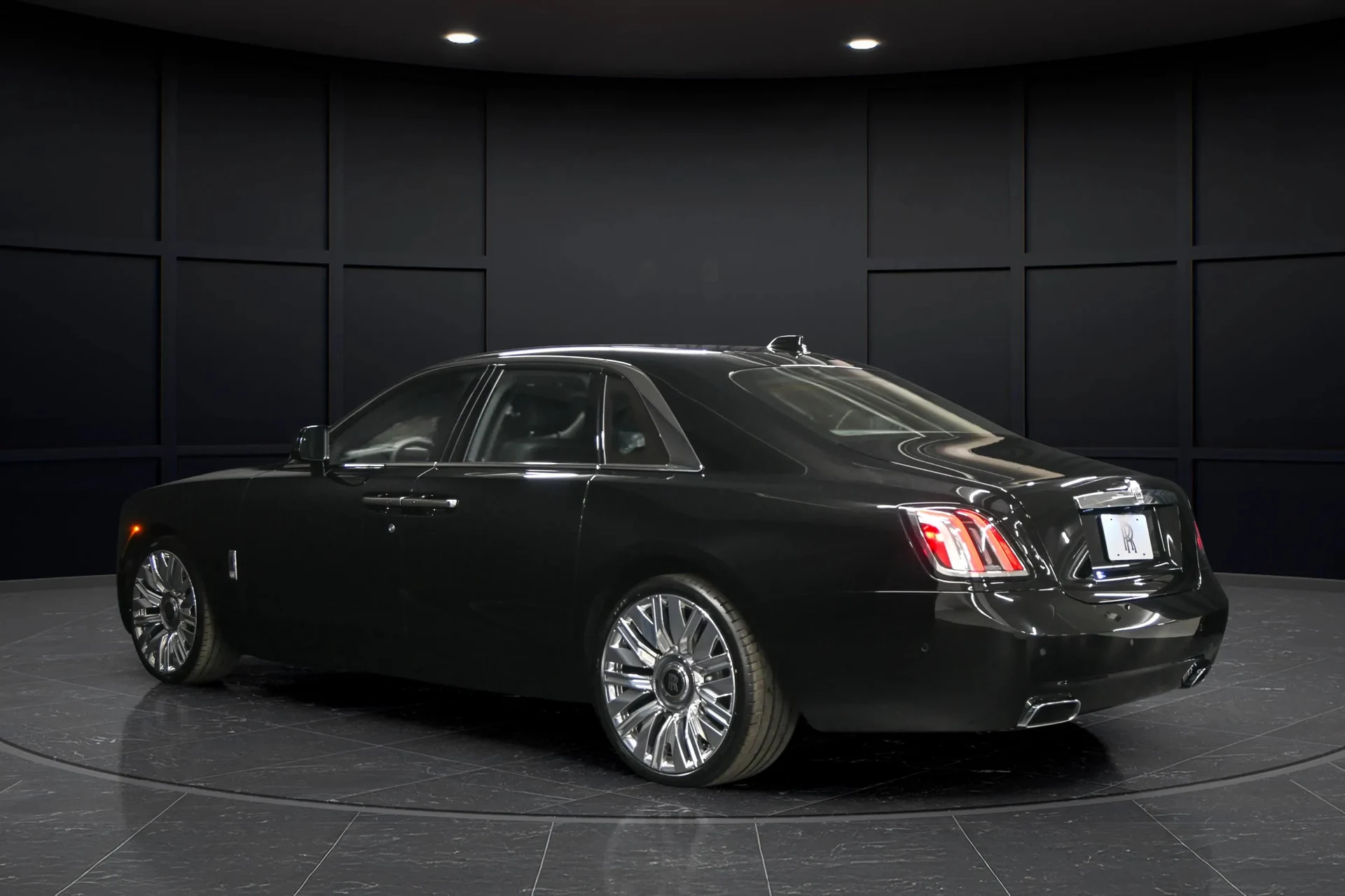 mph039_3255653912_a622ade5_e19e_47a3_85c7_37480c3fc987_202520_Rolls_Royce20_Ghost20282501629_40_9031435d71