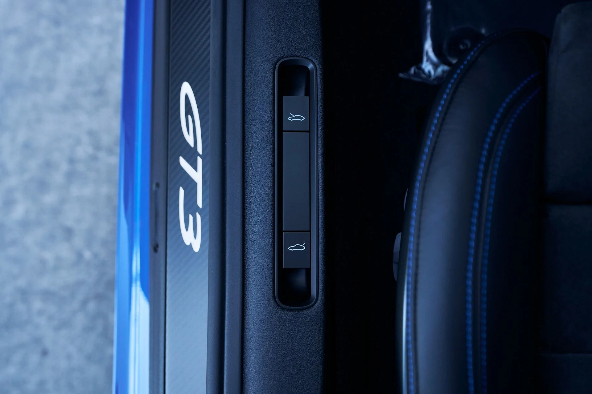 mph039_3256427291_Used_2026_Porsche_911_GT_3_1764988918_a1cd665991