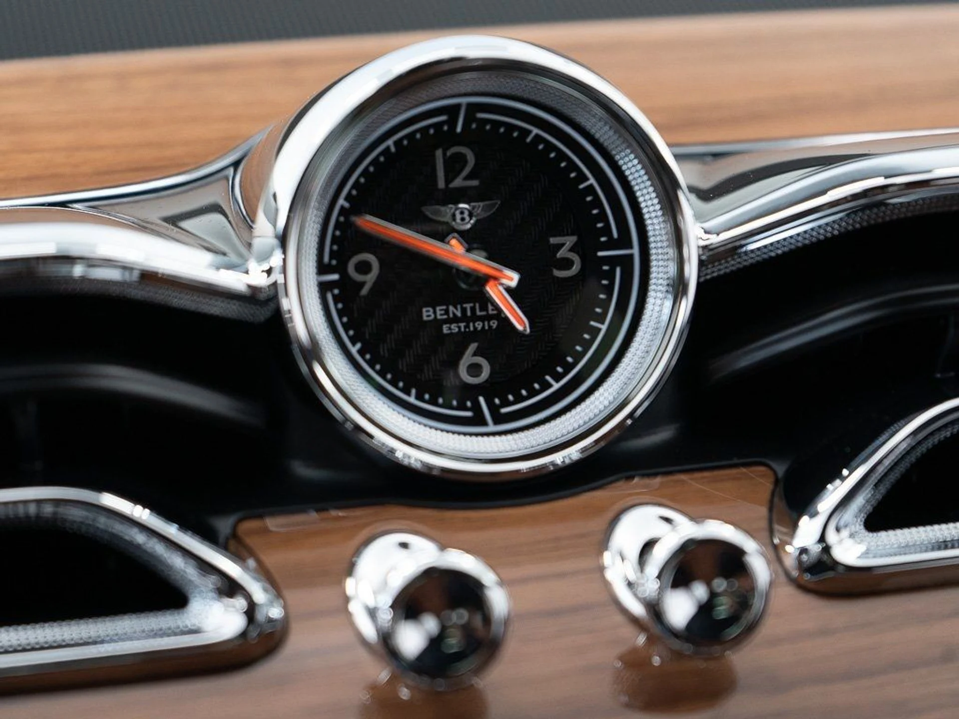 mph039_3274579091_8597e90fc9c36e4ec712ba0706218200_1076f5b8fc