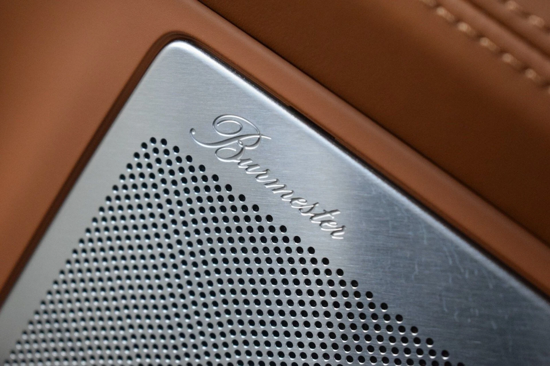 mph039_3277423991_11380fe69465792b5e8f018f5279944dx_7aa677a8c3