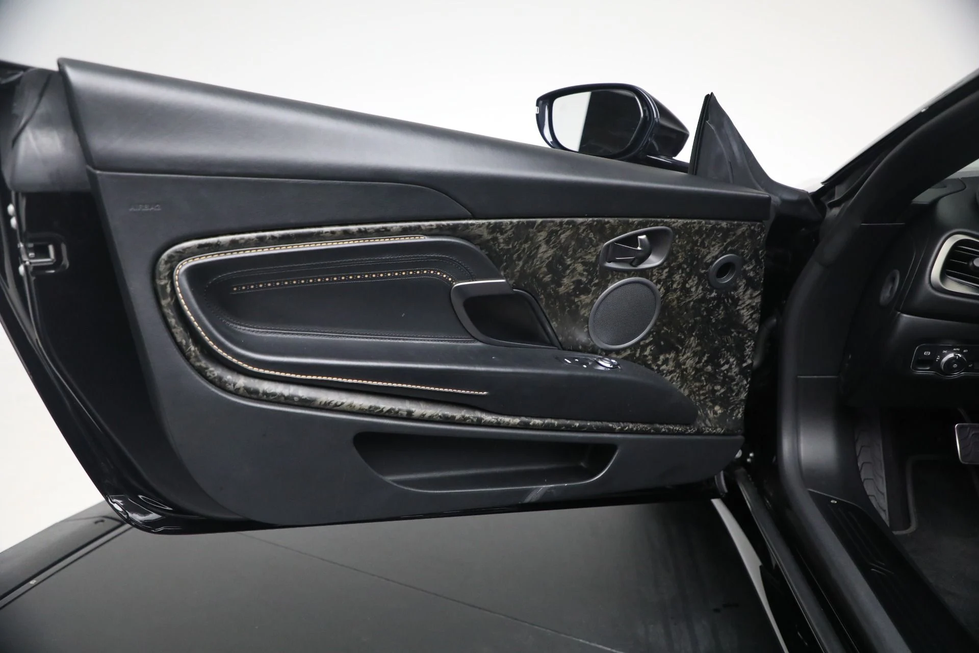 mph039_3278071826_Used_2020_Aston_Martin_DB_11_Volante_1768664310_d43053ee23