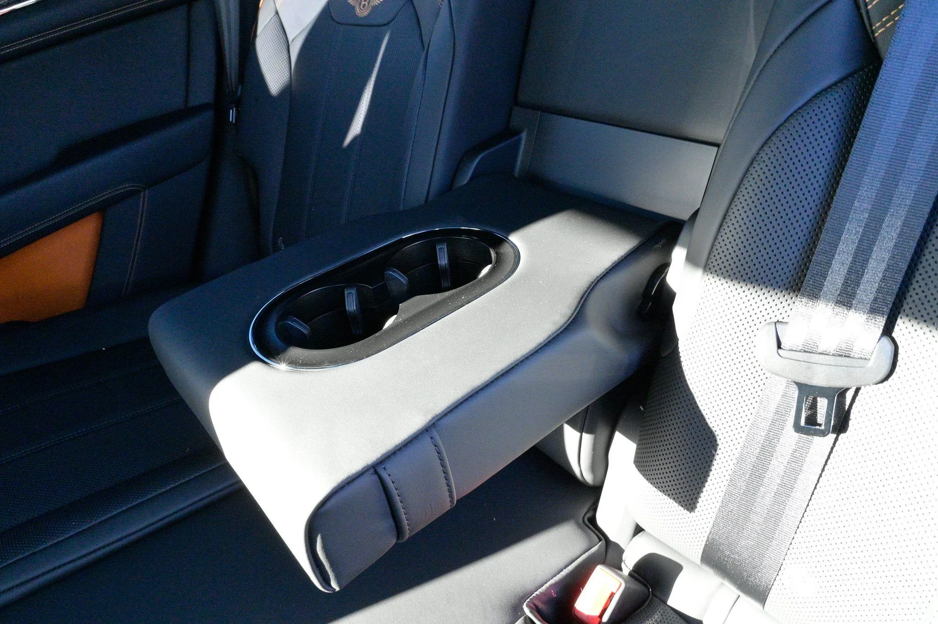 mph039_3285241070_851bcdb7494440d094f77c10538116e5_bde684fe3e