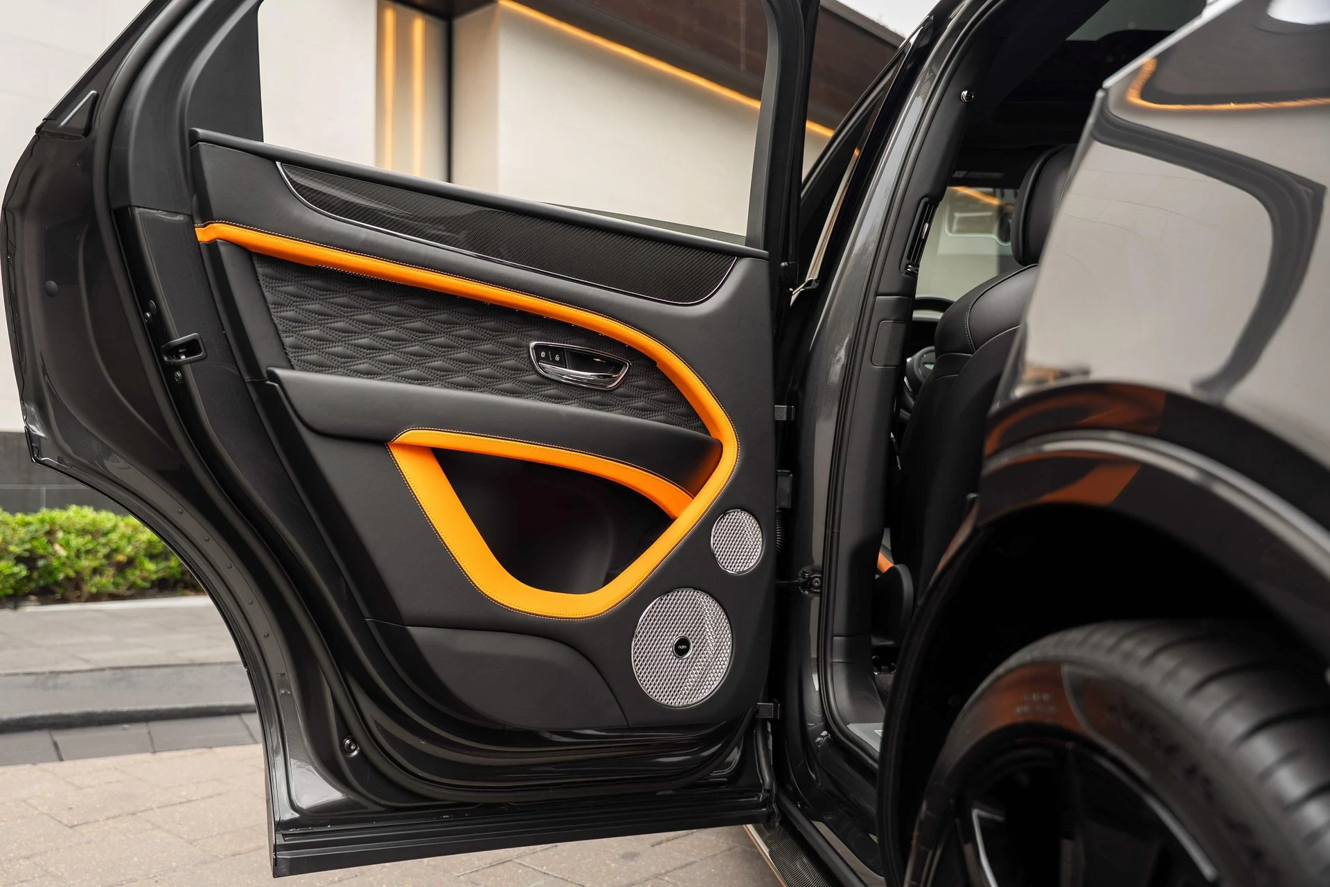 mph039_3292956695_481316810_696731b506313b069d563bd2_b0827a55cc