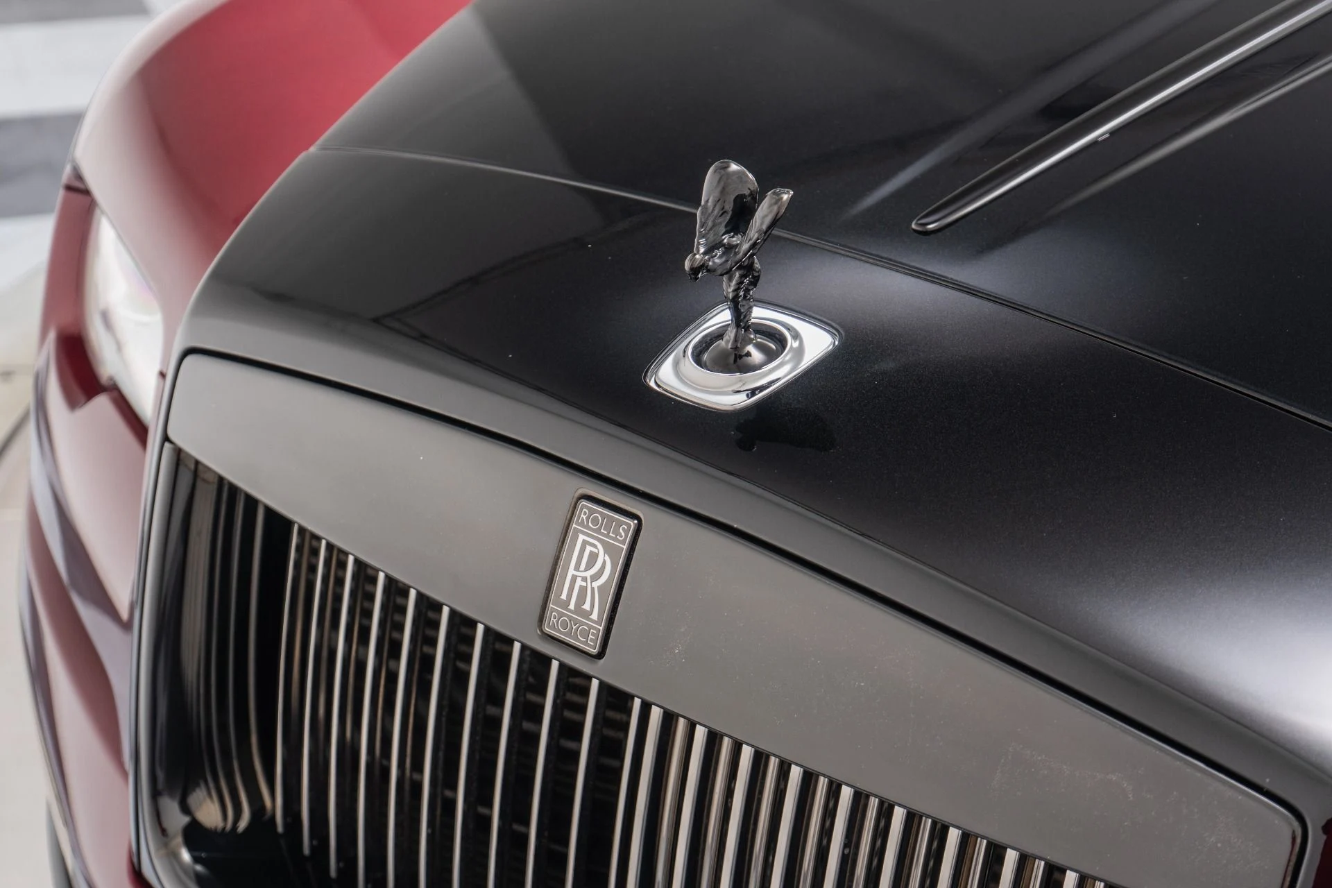 mph039_3302617699_Used_2019_Rolls_Royce_Dawn_Black_Badge_1773693933_ad732811d0