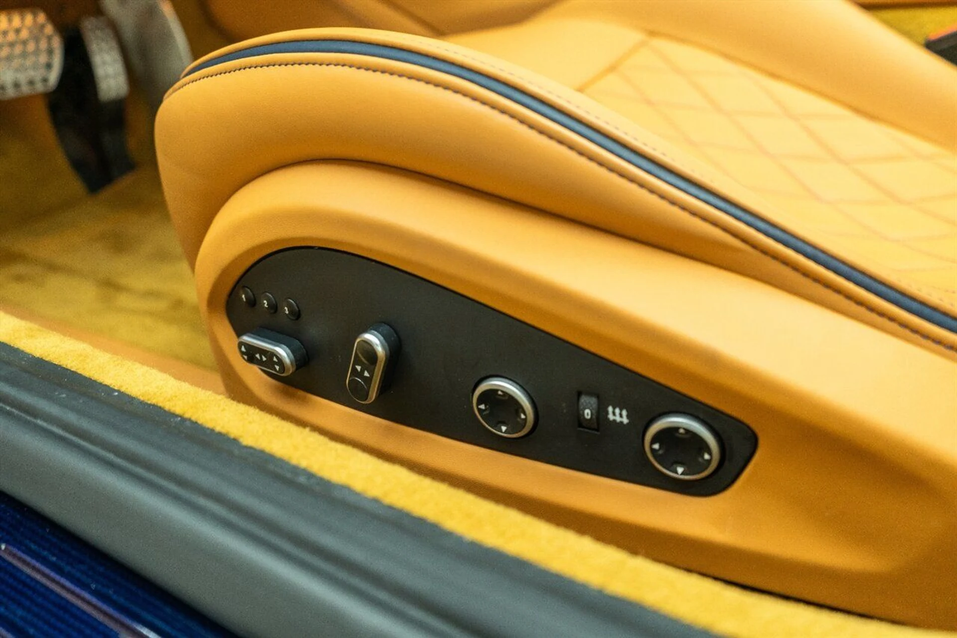 mph039_3306000543_4c7d51f8d6_1280_6322327c66