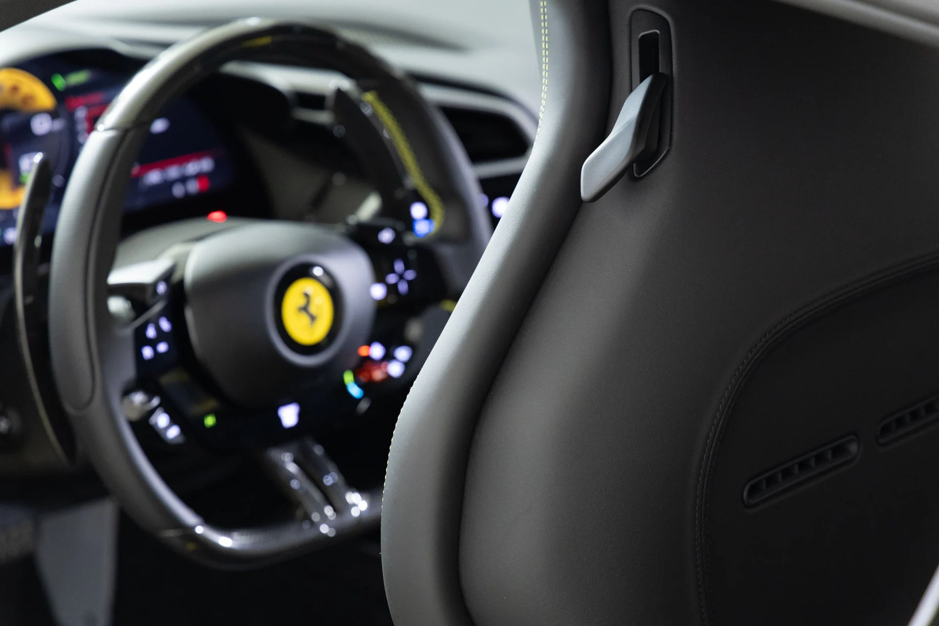 mph039_330845724_08e1cc1e8f2dd09f9c94a4c72f7bb677x_e1815b5d84