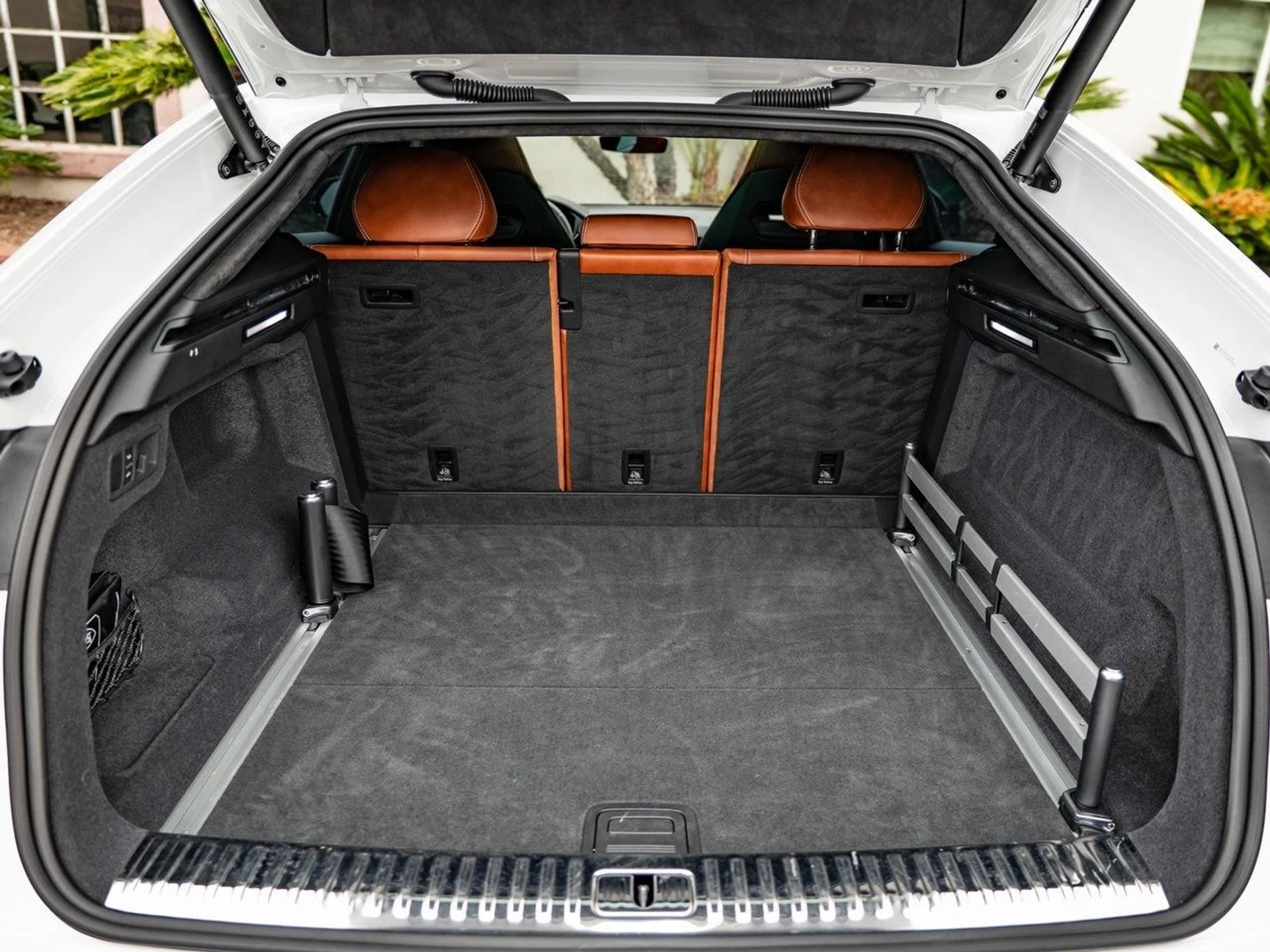 mph039_3322882161_15c574a7a3975c41ce2009bd2fc27147x_35ba2980fe