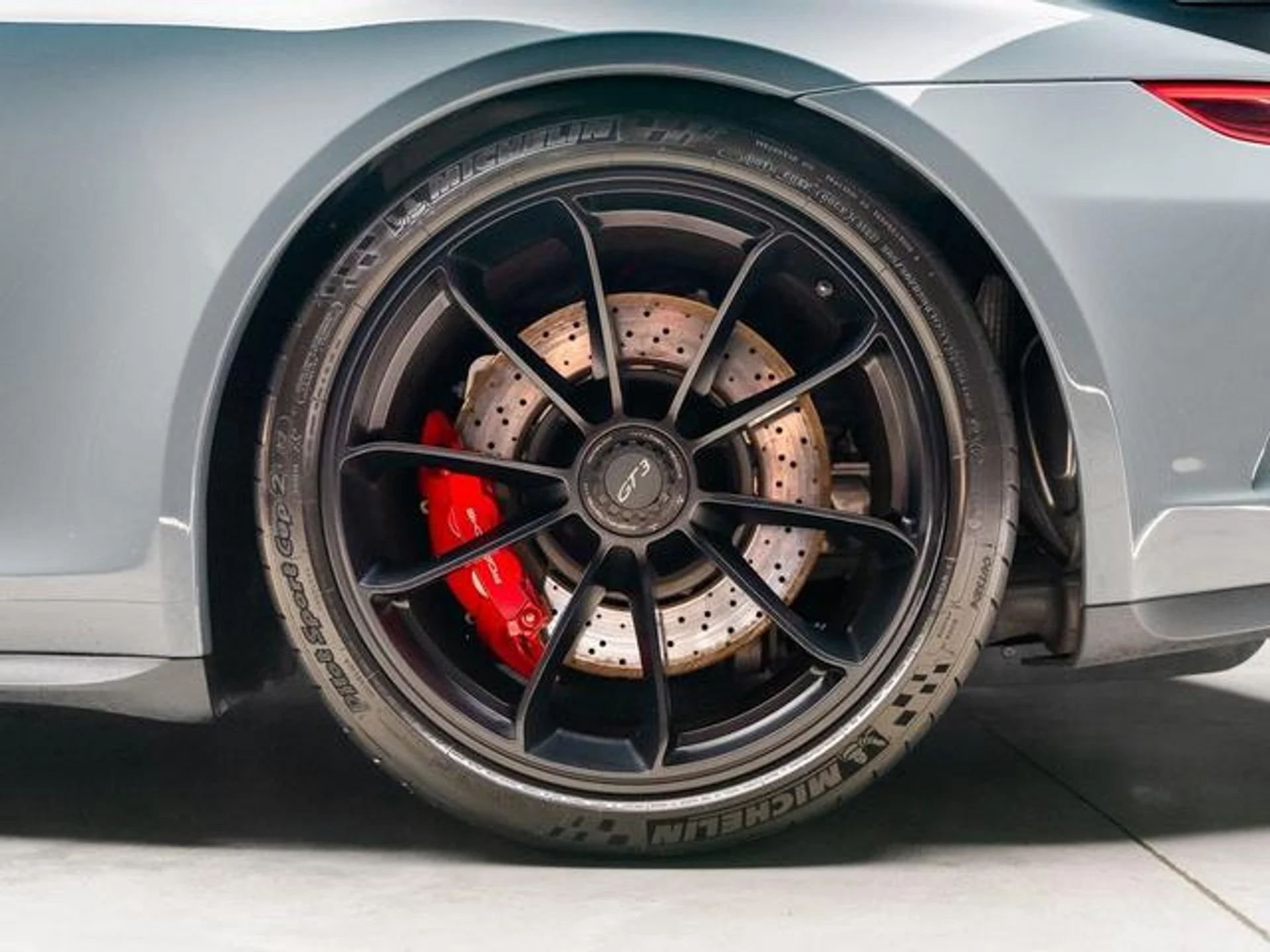 mph039_3352639704_A_Md3_oe_Ibmmn_Hr5_Pr_GS_8_P_Iq_UKJ_0_1397a9c839