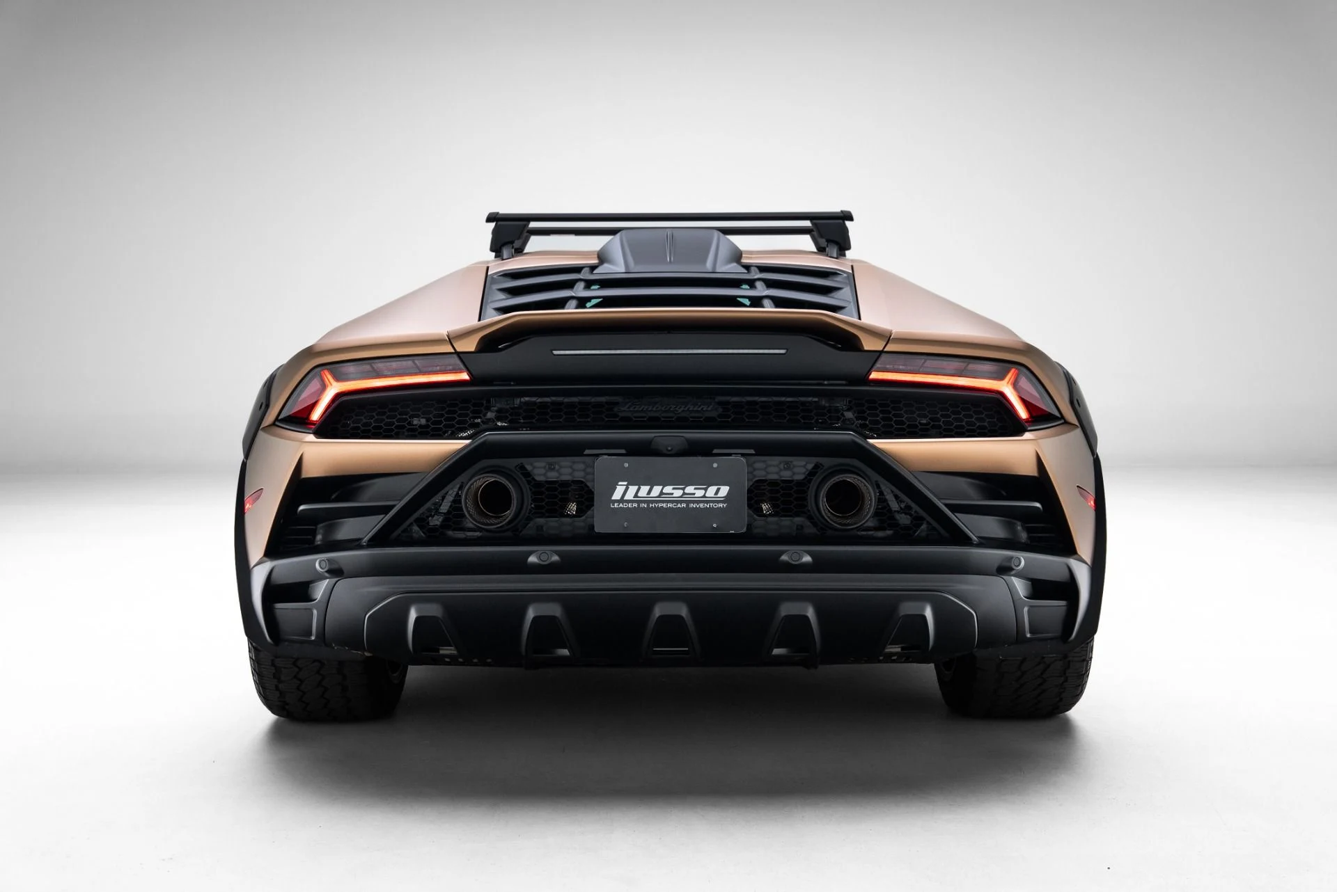 mph039_3353278386_Used_2024_Lamborghini_Huracan_Sterrato_1774458866_82b2cac65e