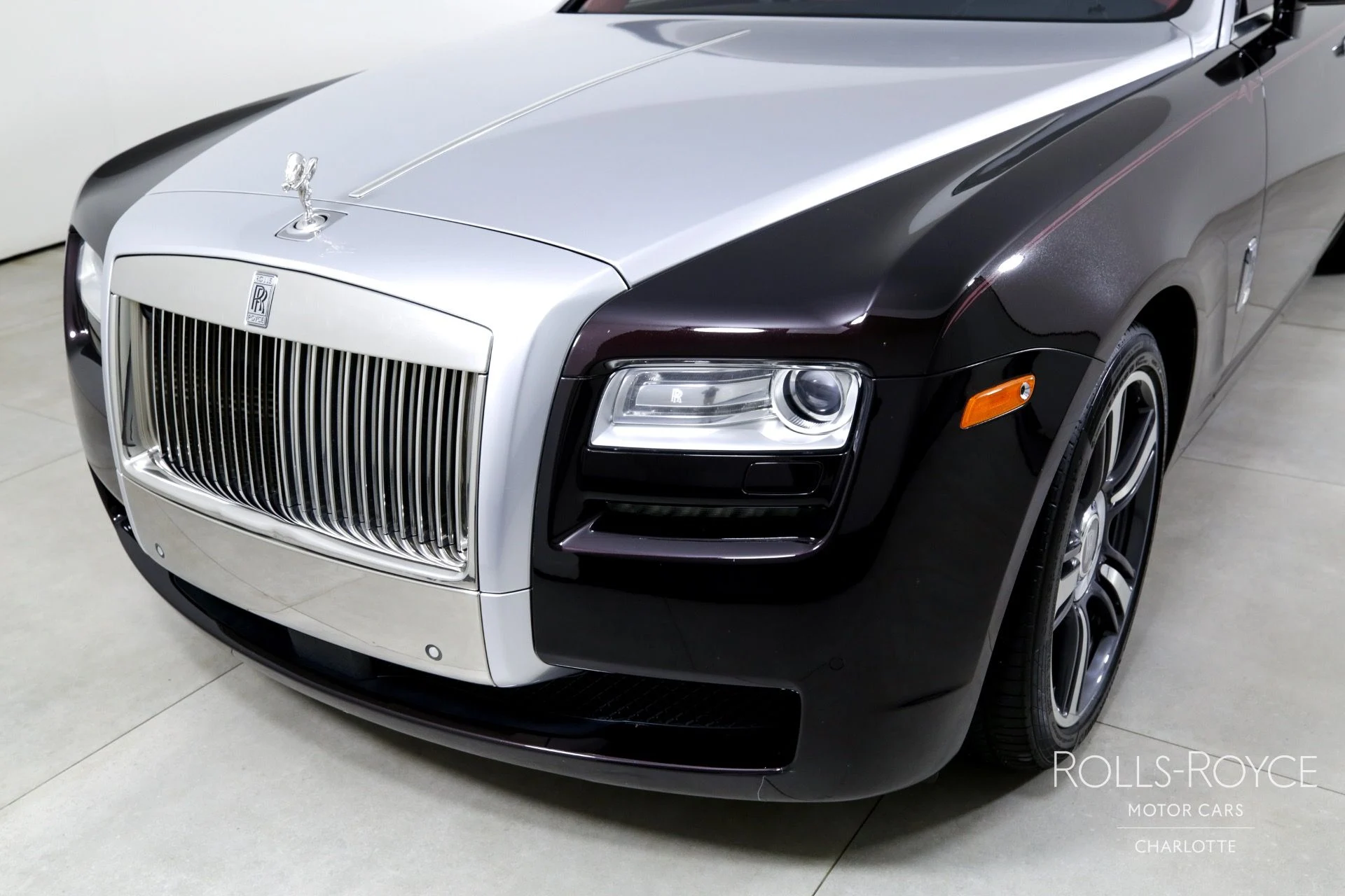 mph039_335873697_Used_2014_Rolls_Royce_Ghost_1747161709_70f15b06ca