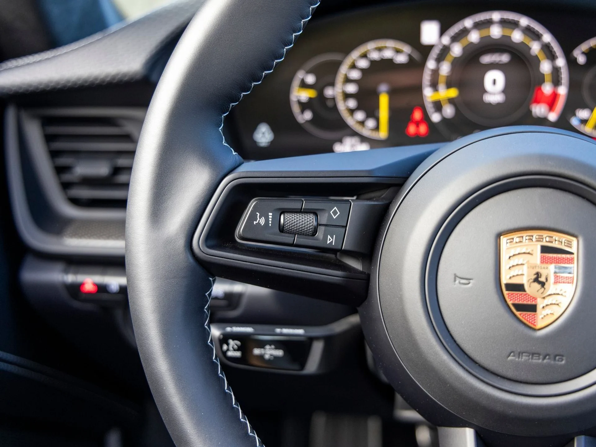 mph039_336182981_40_5f4f37c79c