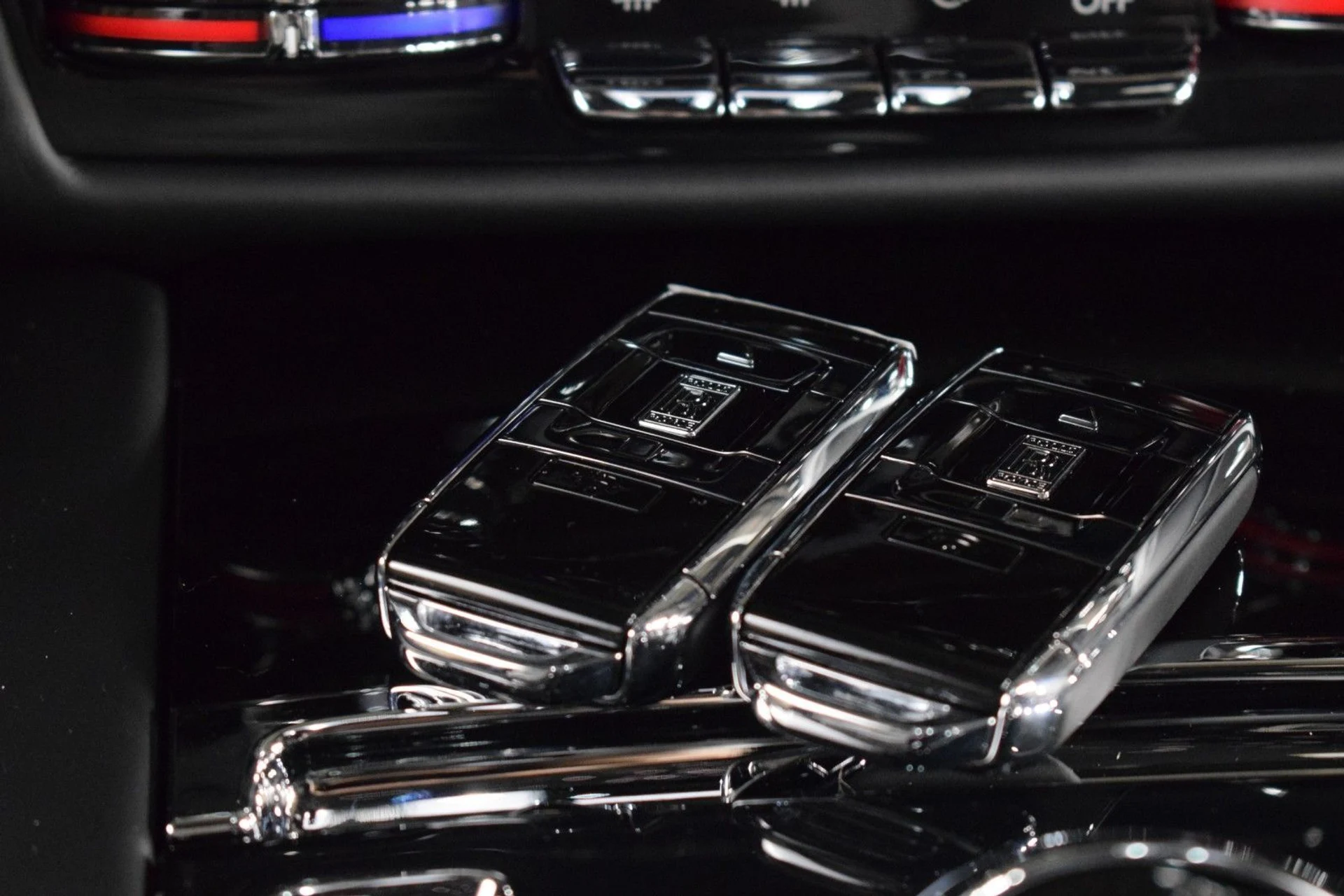 mph039_3362454254_0a1f27c4748e2a945b213f24f50dd902x_c1c27032c7