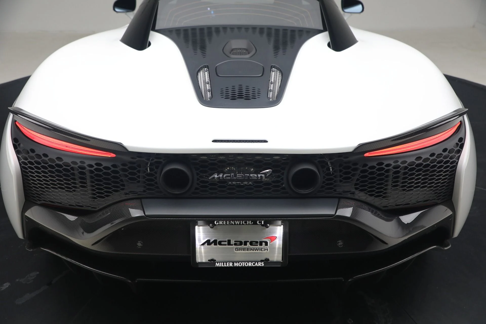 mph039_336596045_Used_2023_Mc_Laren_Artura_a6642eedb7
