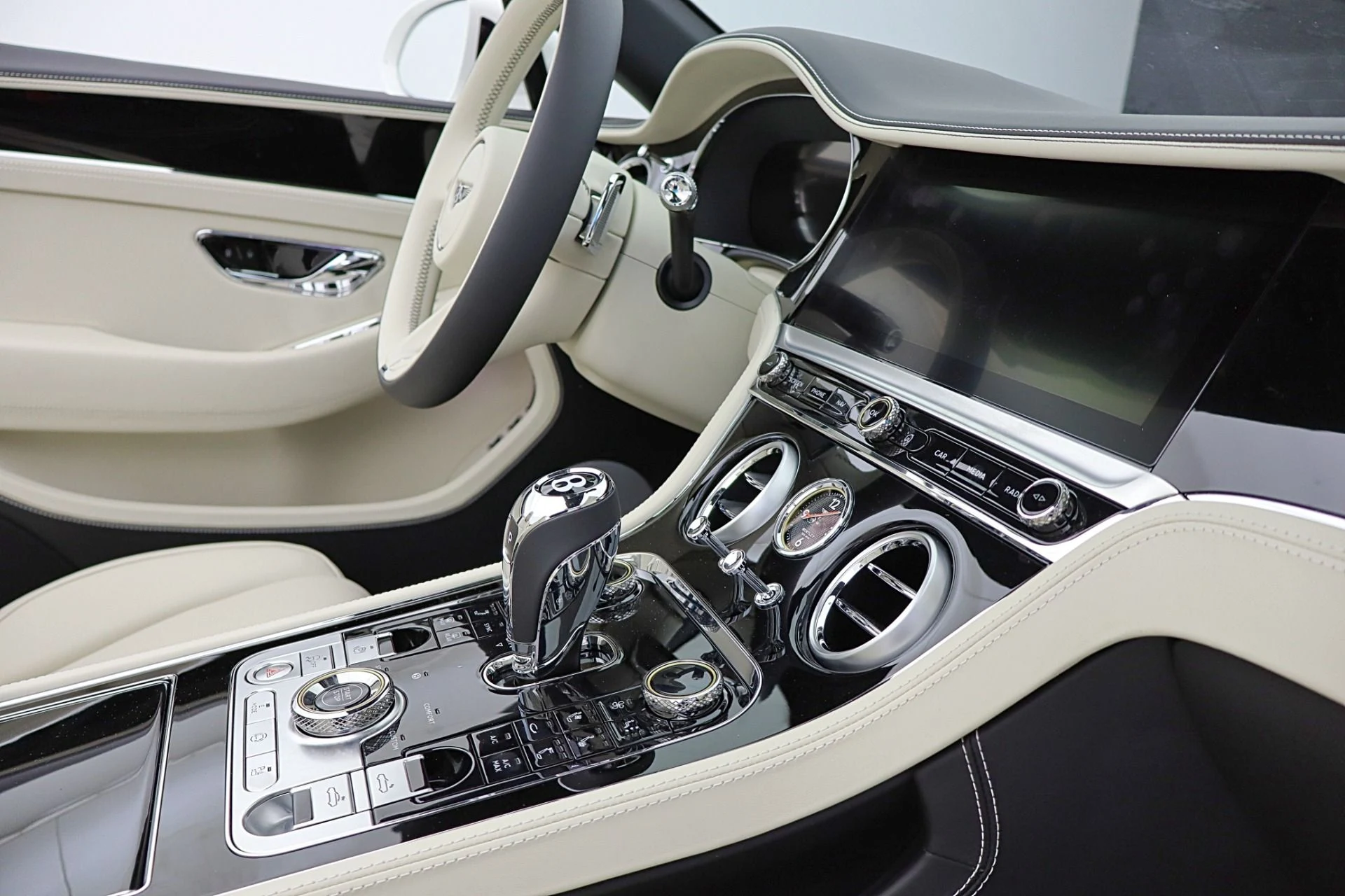 mph039_3379082205_New_2026_Bentley_Continental_GTC_834c4ee812