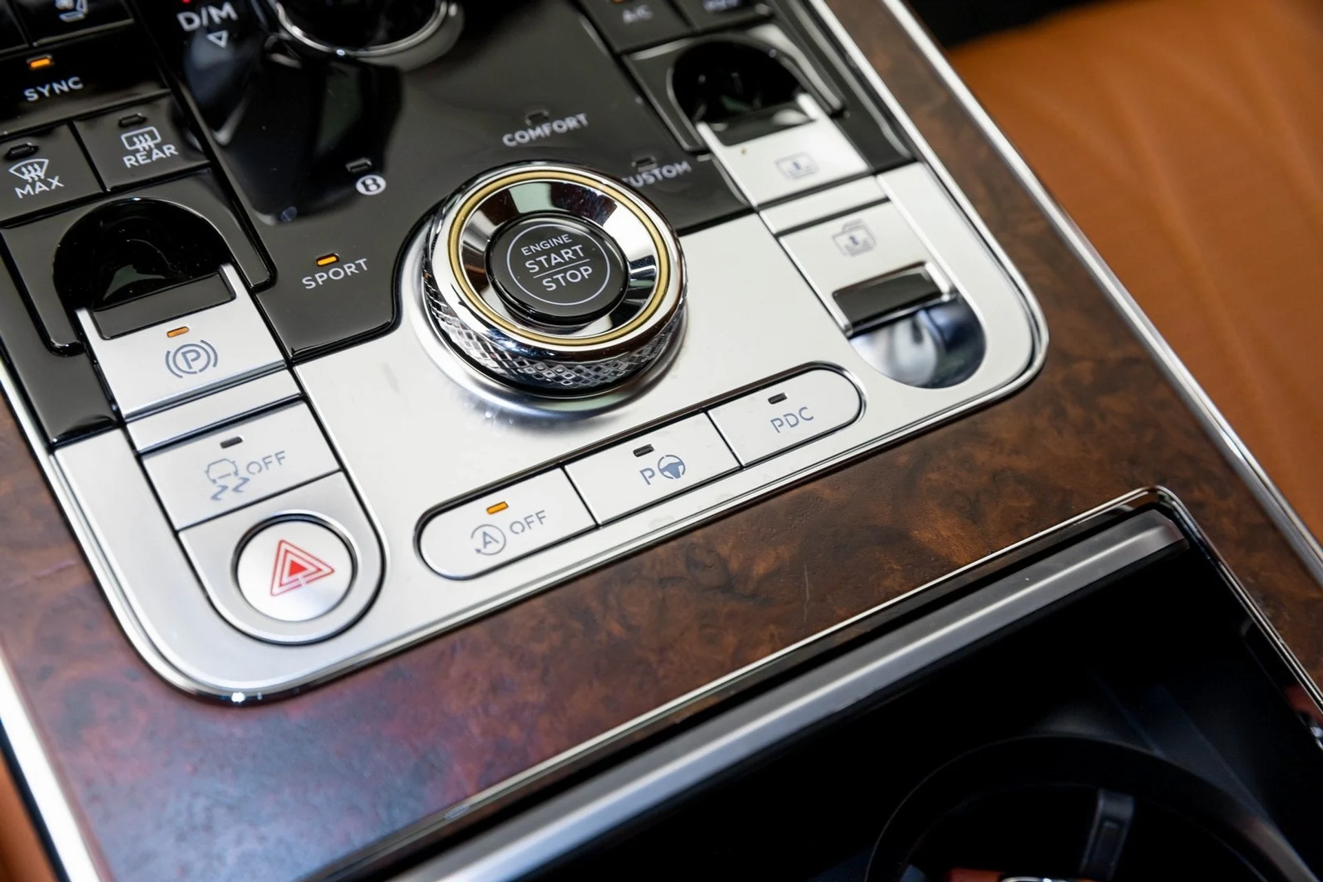 mph039_3382555389_40_3f33a6802d